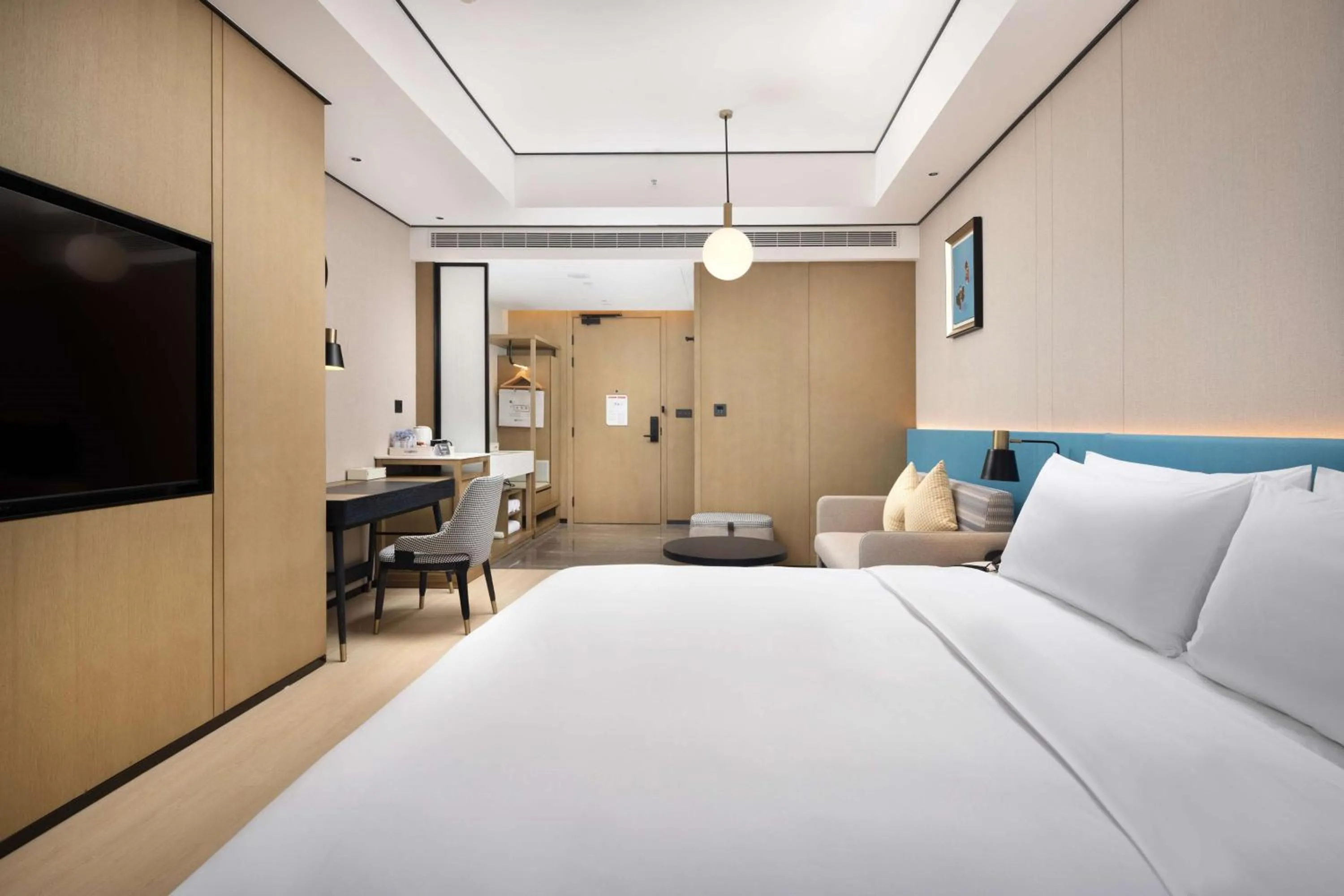 Bedroom, Bed in Hilton Garden Inn Chengdu Chenghua