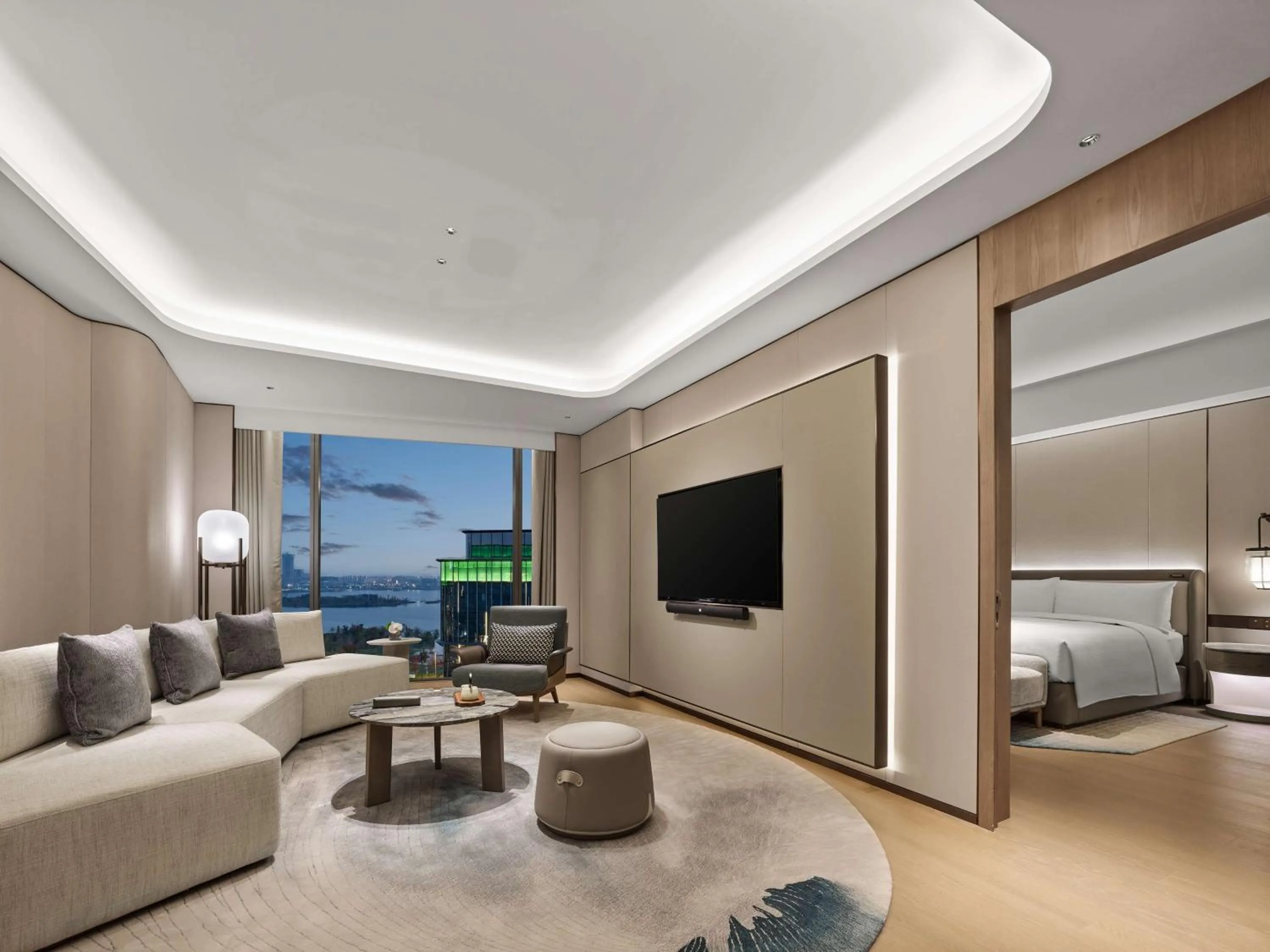 Living room, Bed in Doubletree By Hilton Chengdu Xinglong Lake