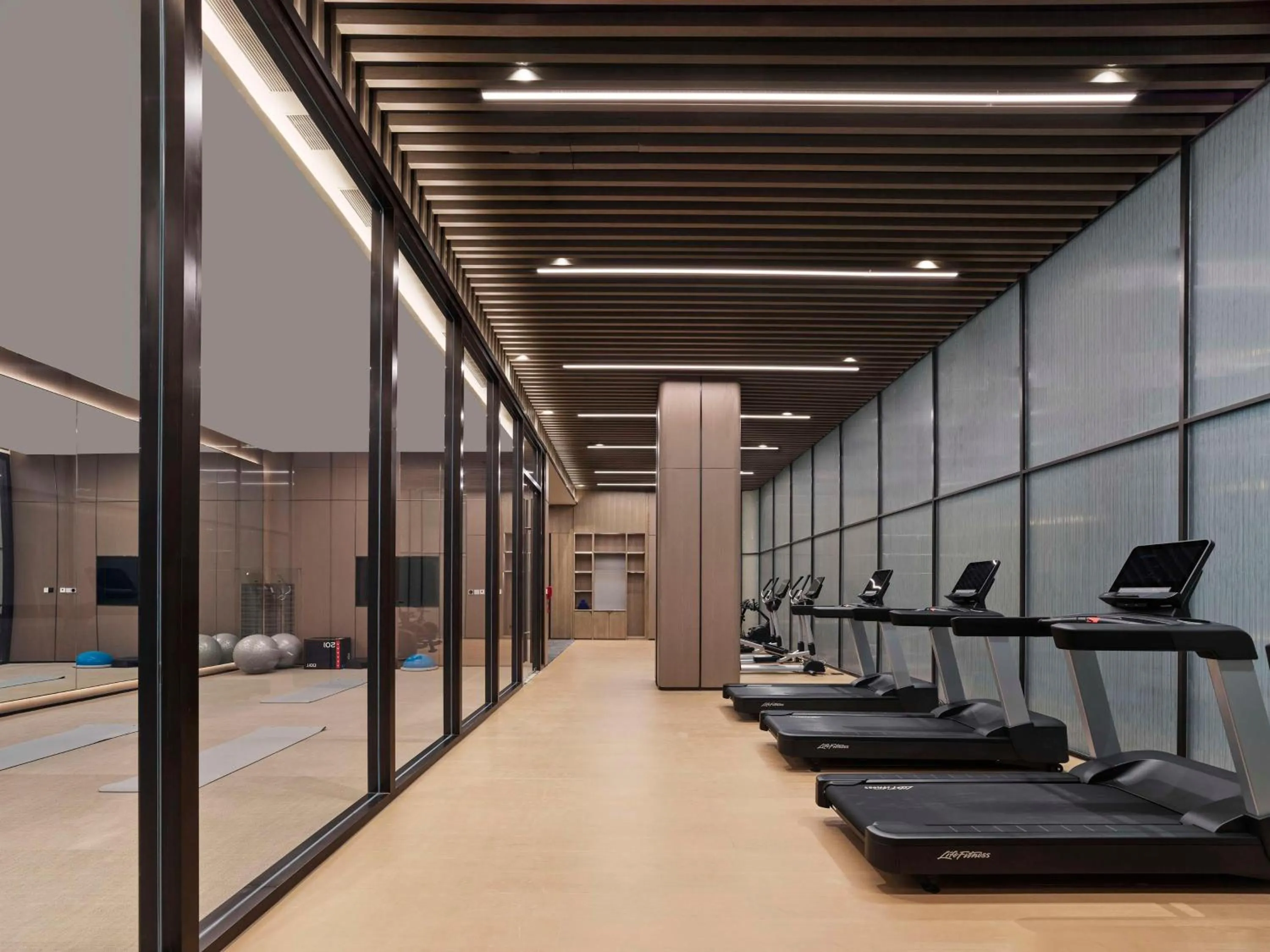 Fitness centre/facilities in Doubletree By Hilton Chengdu Xinglong Lake
