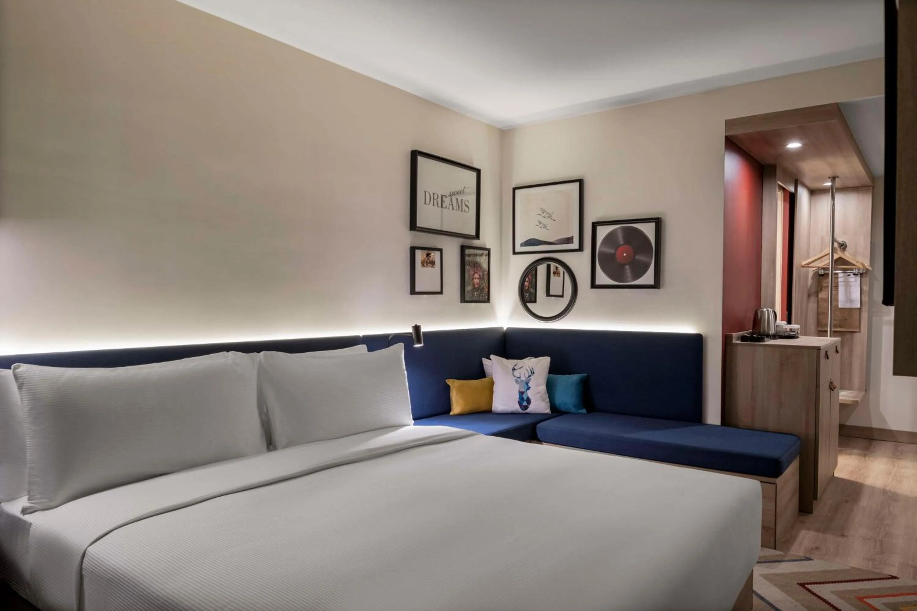 Bed in Hampton By Hilton Istanbul Merter