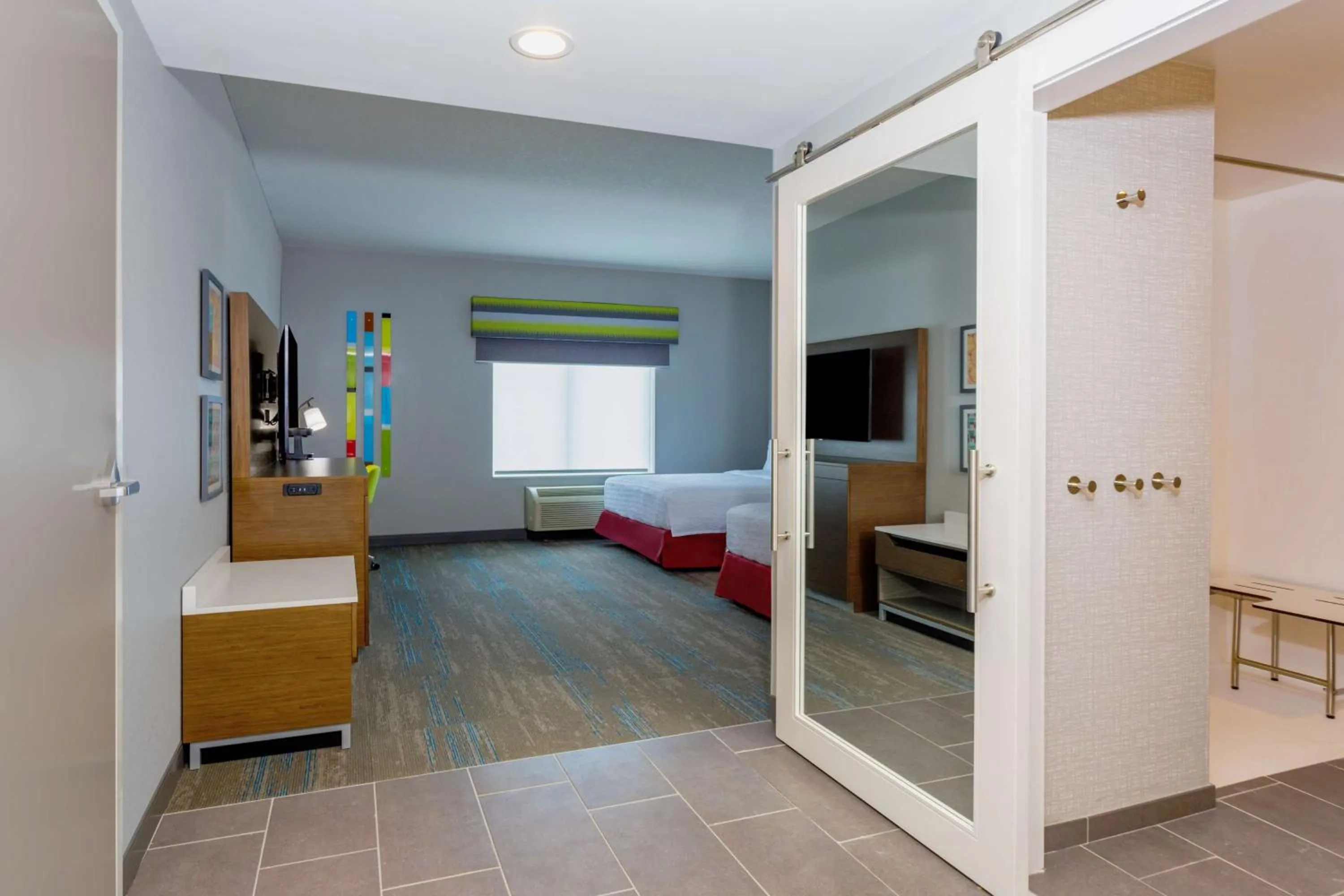 Bathroom, Bed in Hampton Inn By Hilton Ocoee Orlando