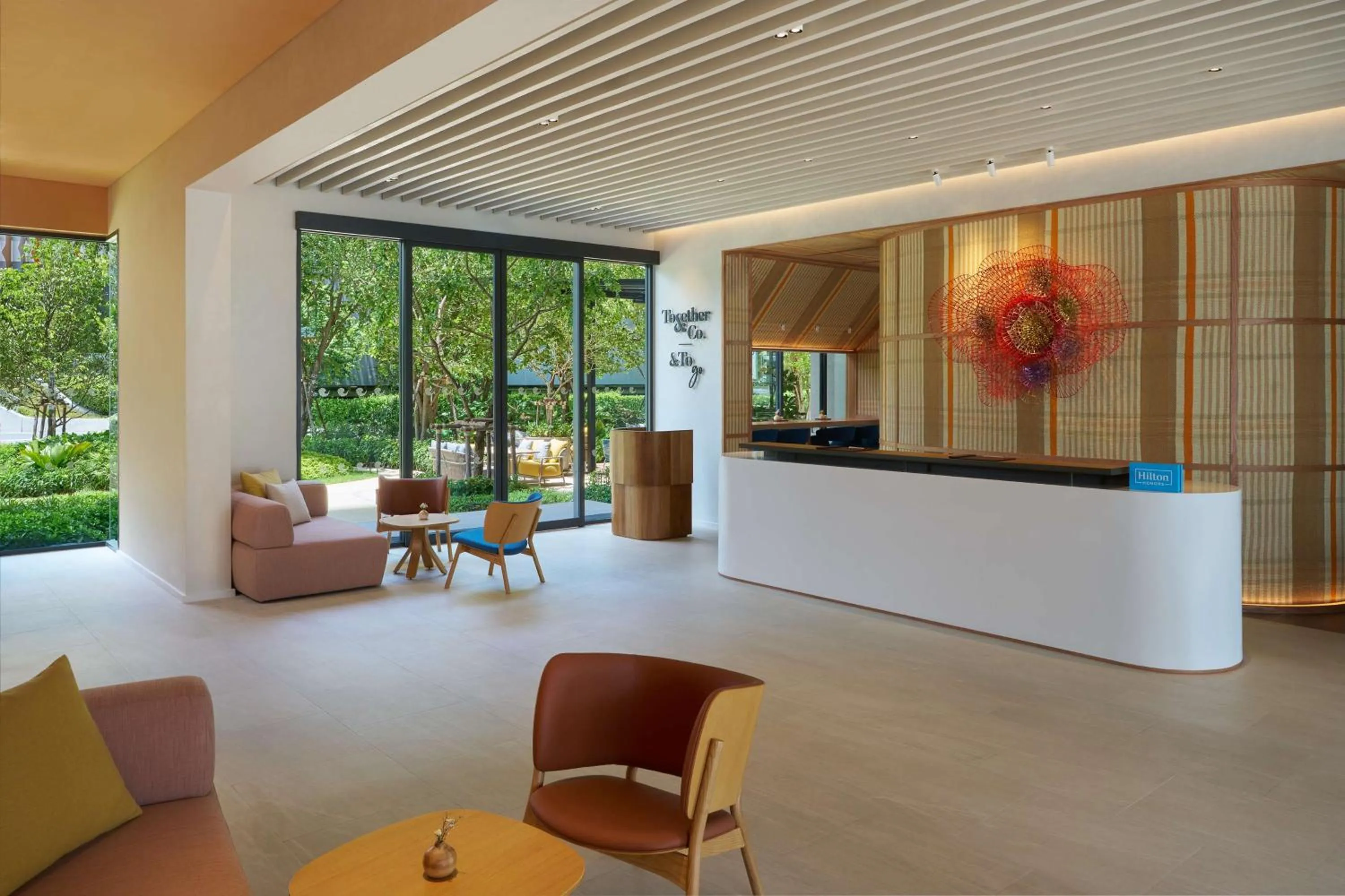 Lobby or reception in Hilton Garden Inn Rayong