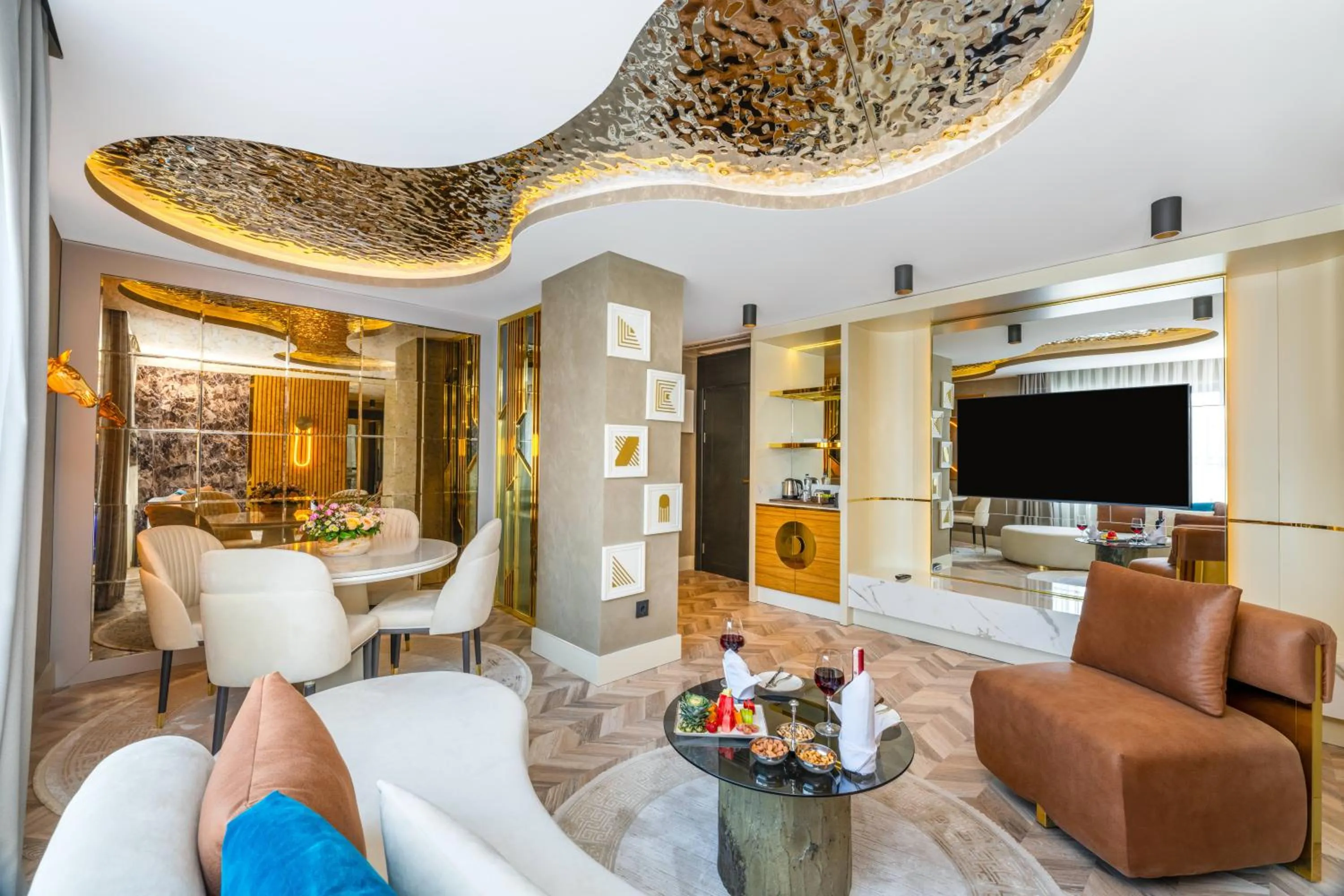 TV and multimedia in Lexia Hotels