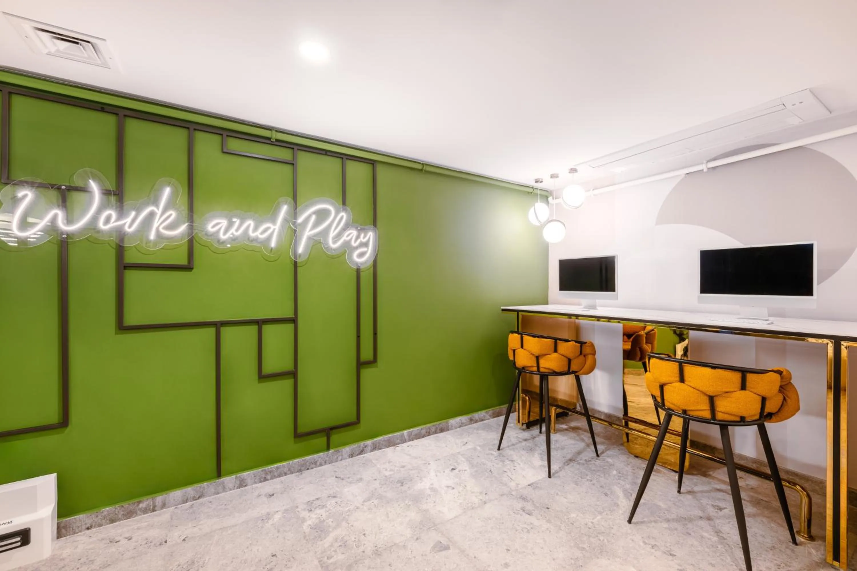 Area and facilities in Lexia Hotels