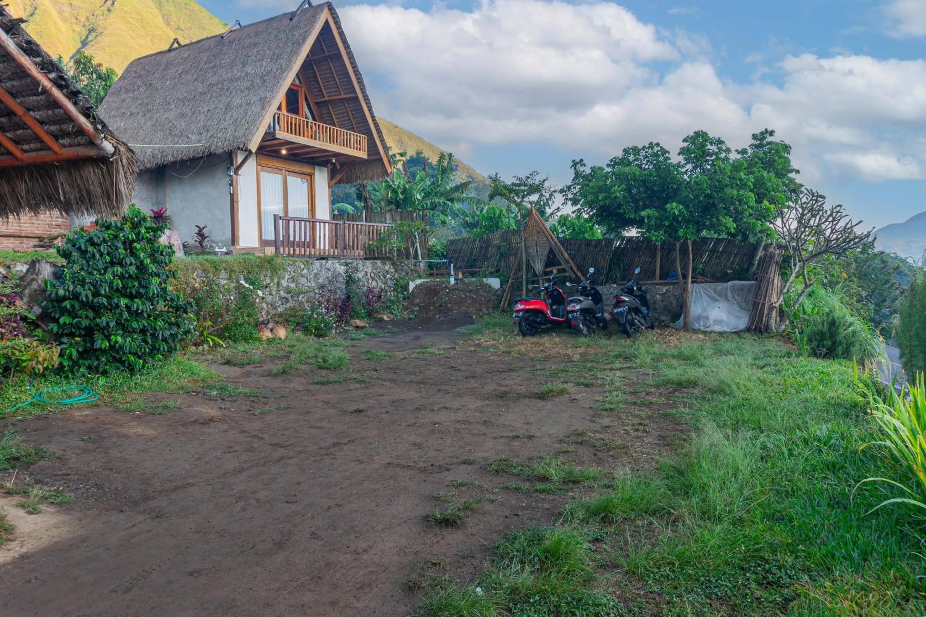 Parking in Bale Aur Sembalun