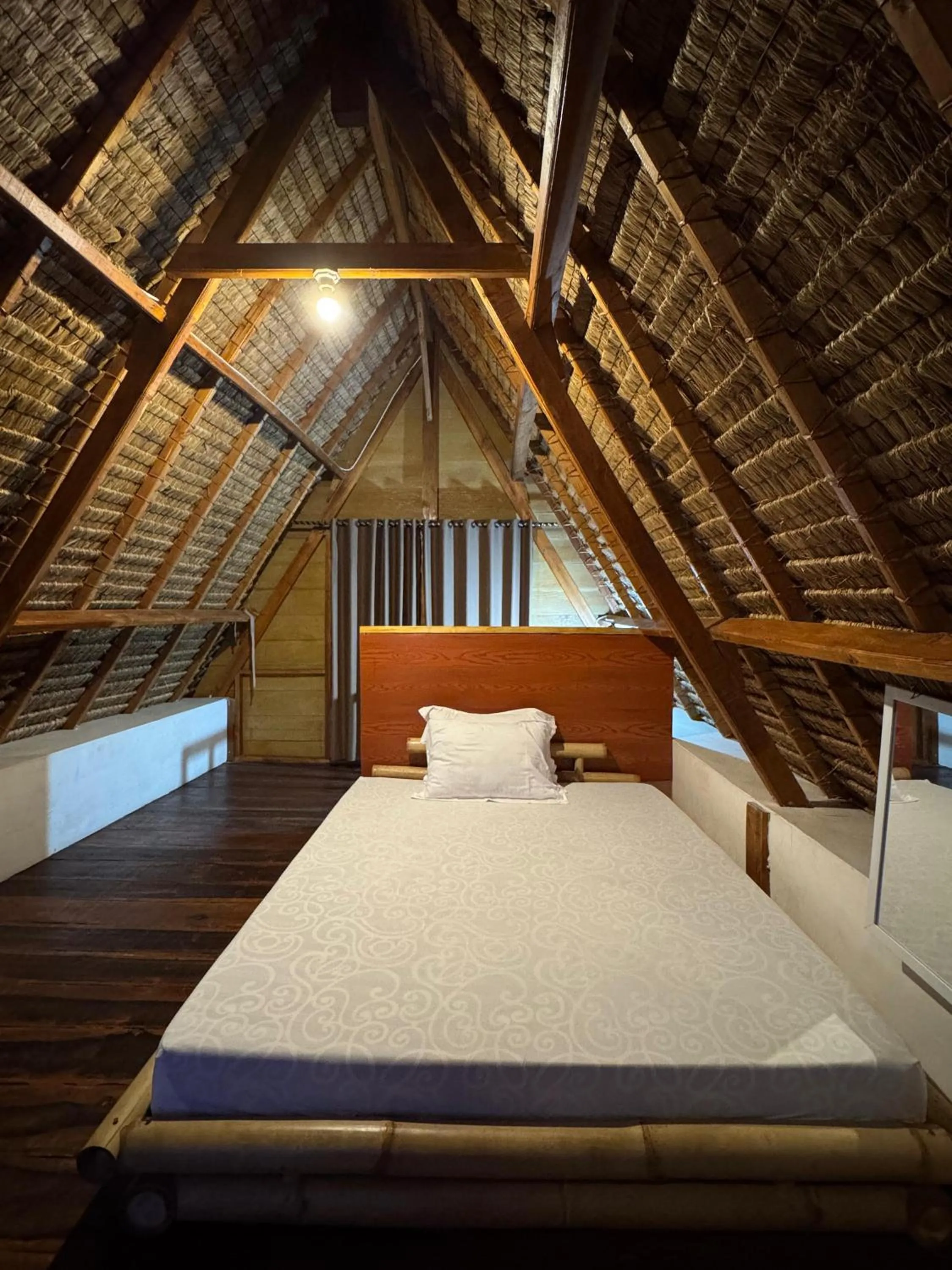 Bed in Bale Aur Sembalun