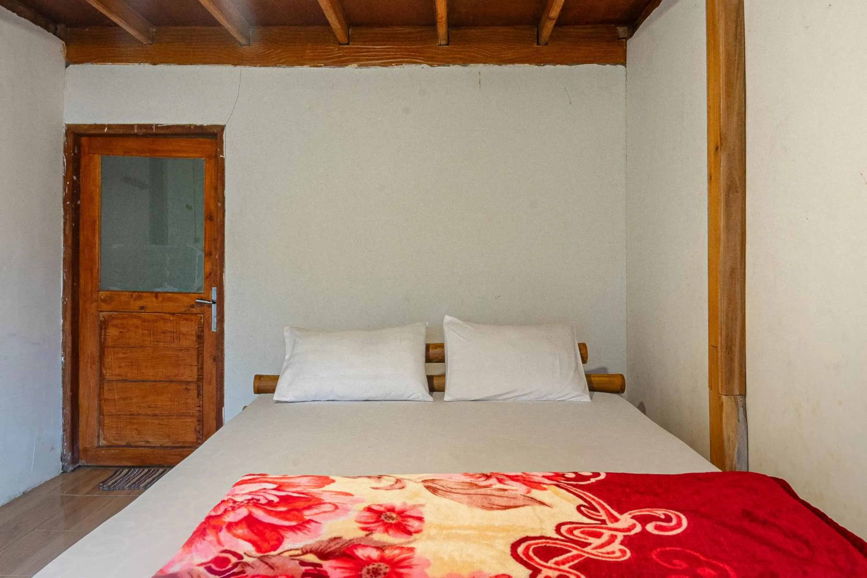 Bed in Bale Aur Sembalun