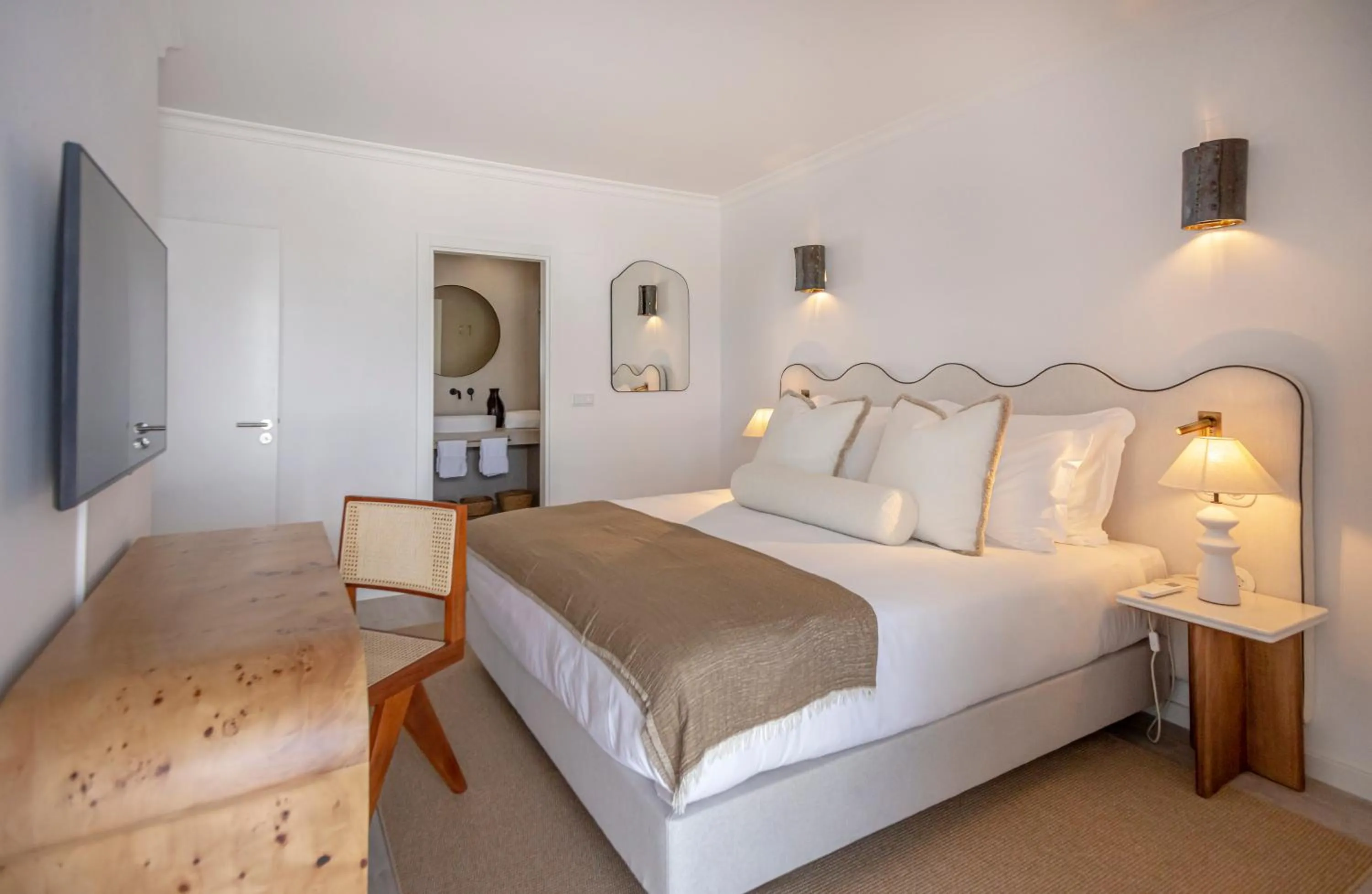 Bed in Masana Algarve