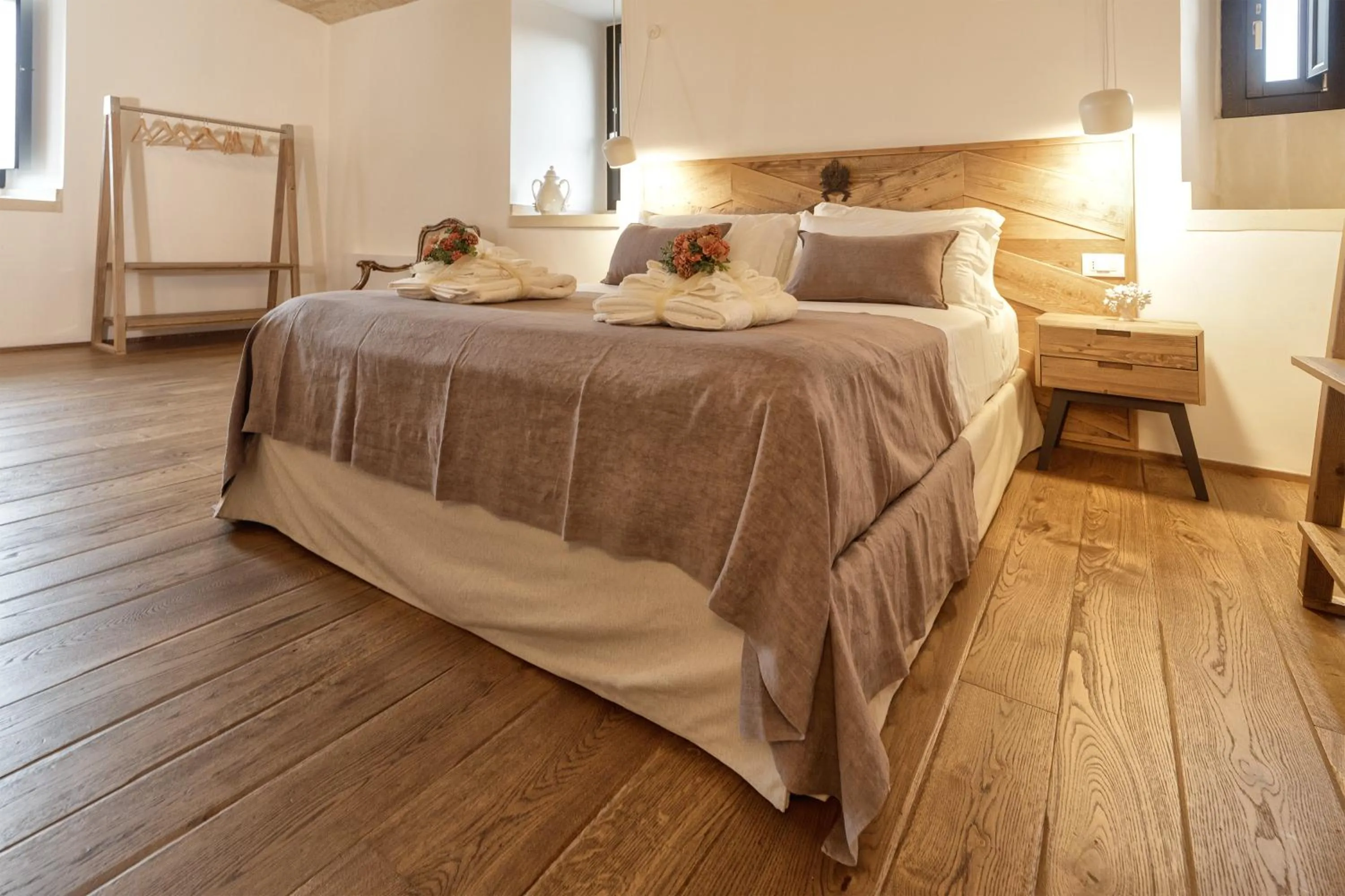 Bed in Villa Neviera Wine Resort & Spa by Cantine Due Palme