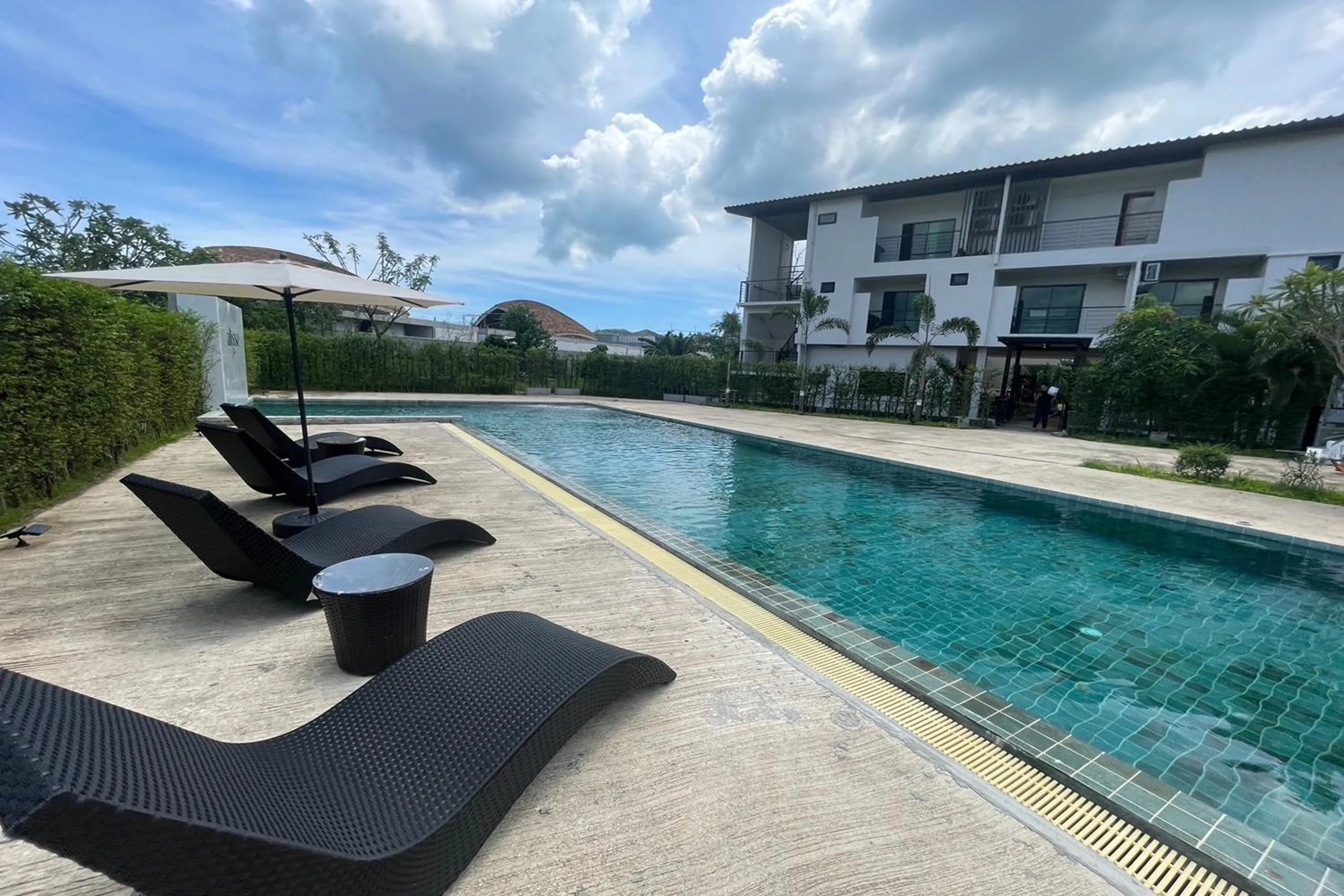 Swimming pool in Alisse Stay Phuket Layan