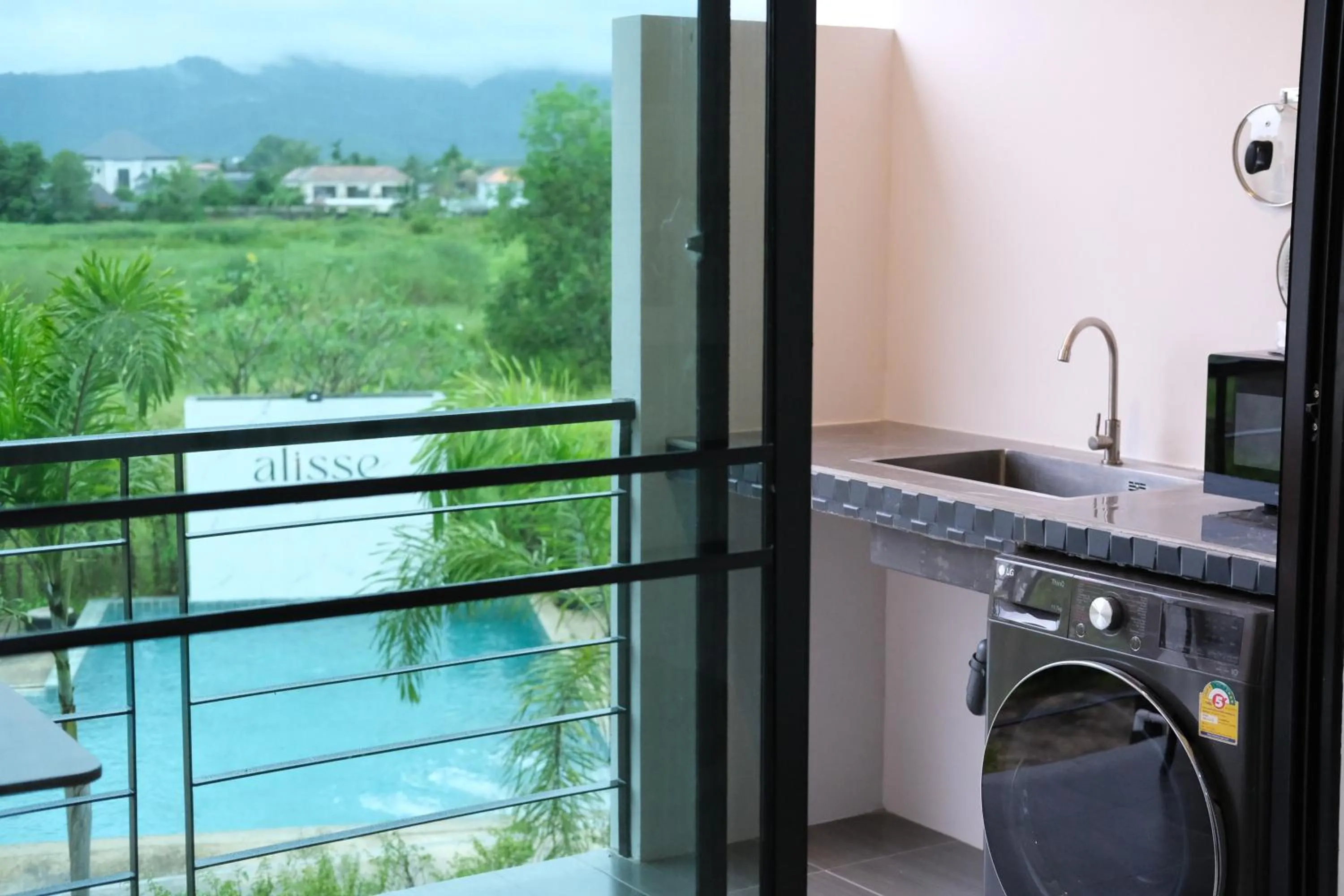 Mountain view in Alisse Stay Phuket Layan