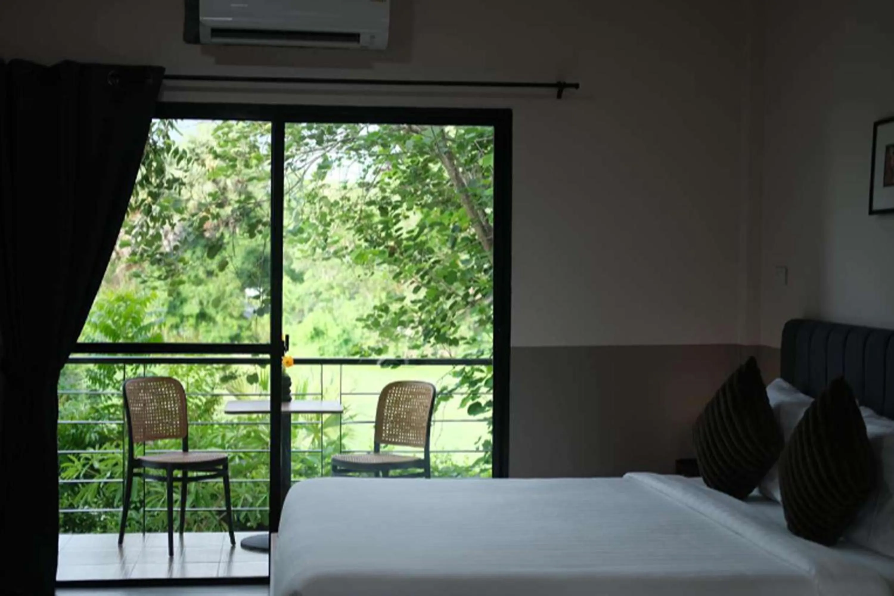 View (from property/room), Bed in Alisse Stay Phuket Layan