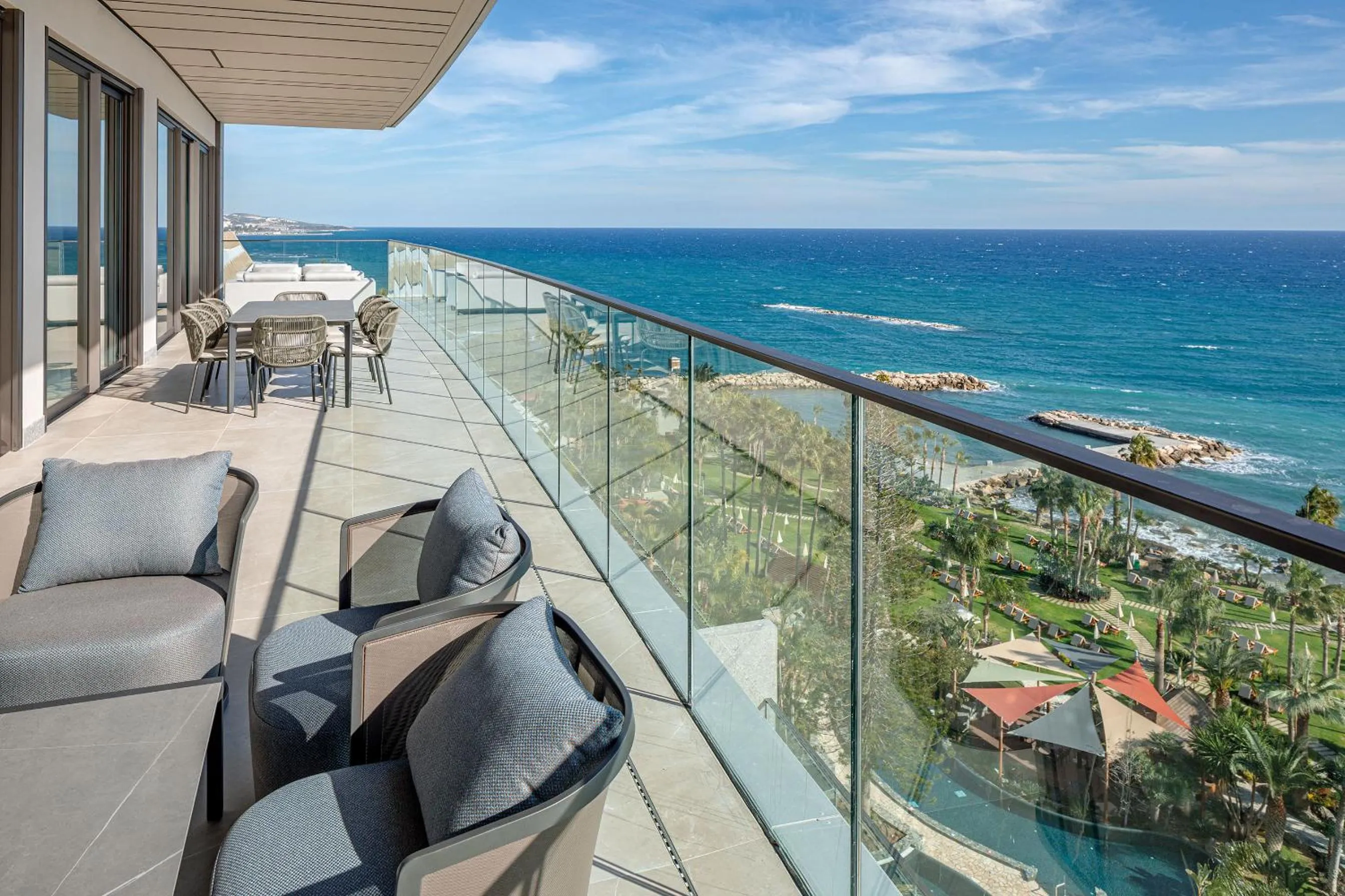 Balcony/Terrace in Amathus Residences