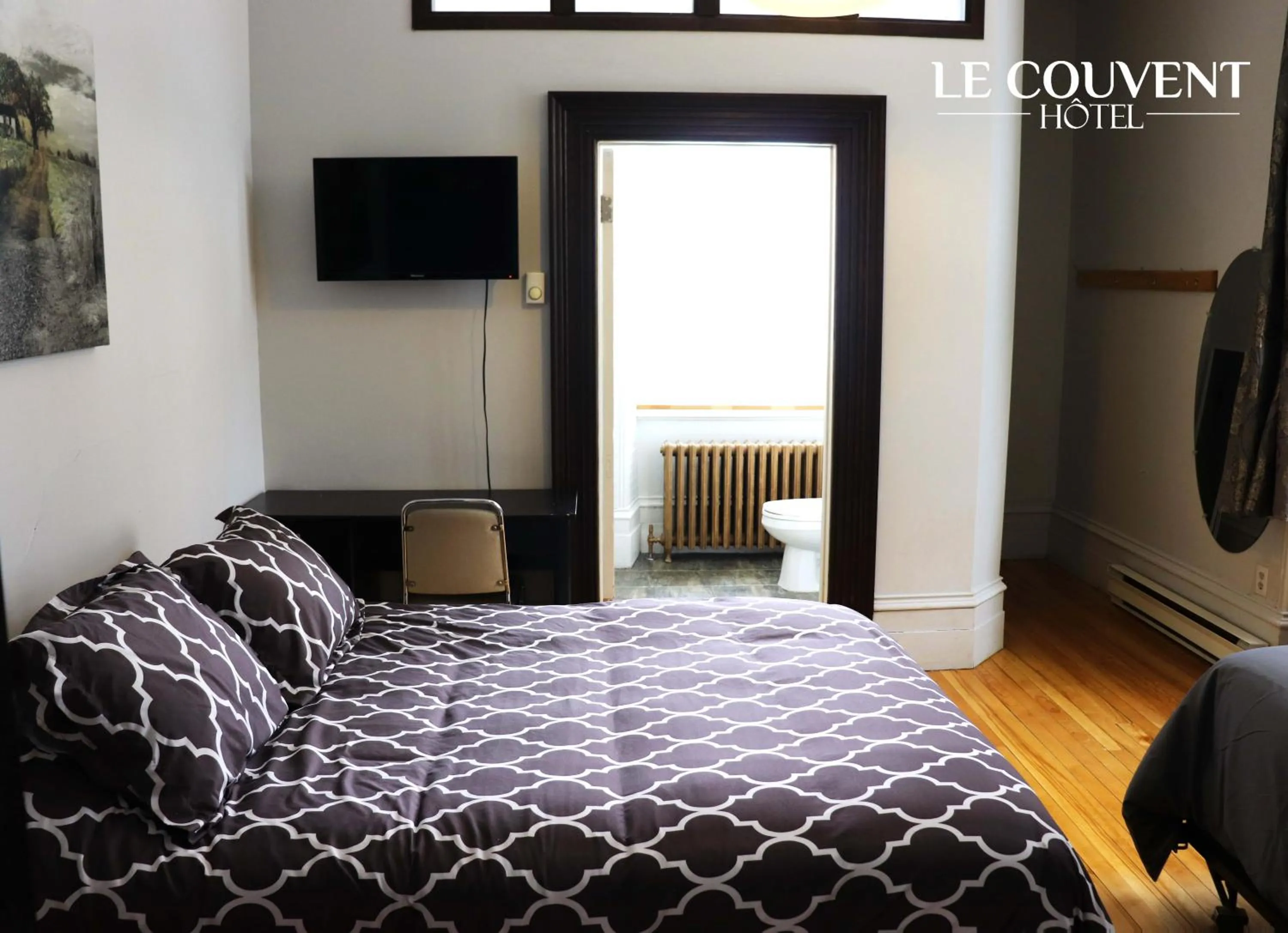 Bedroom in Auberge du Couvent