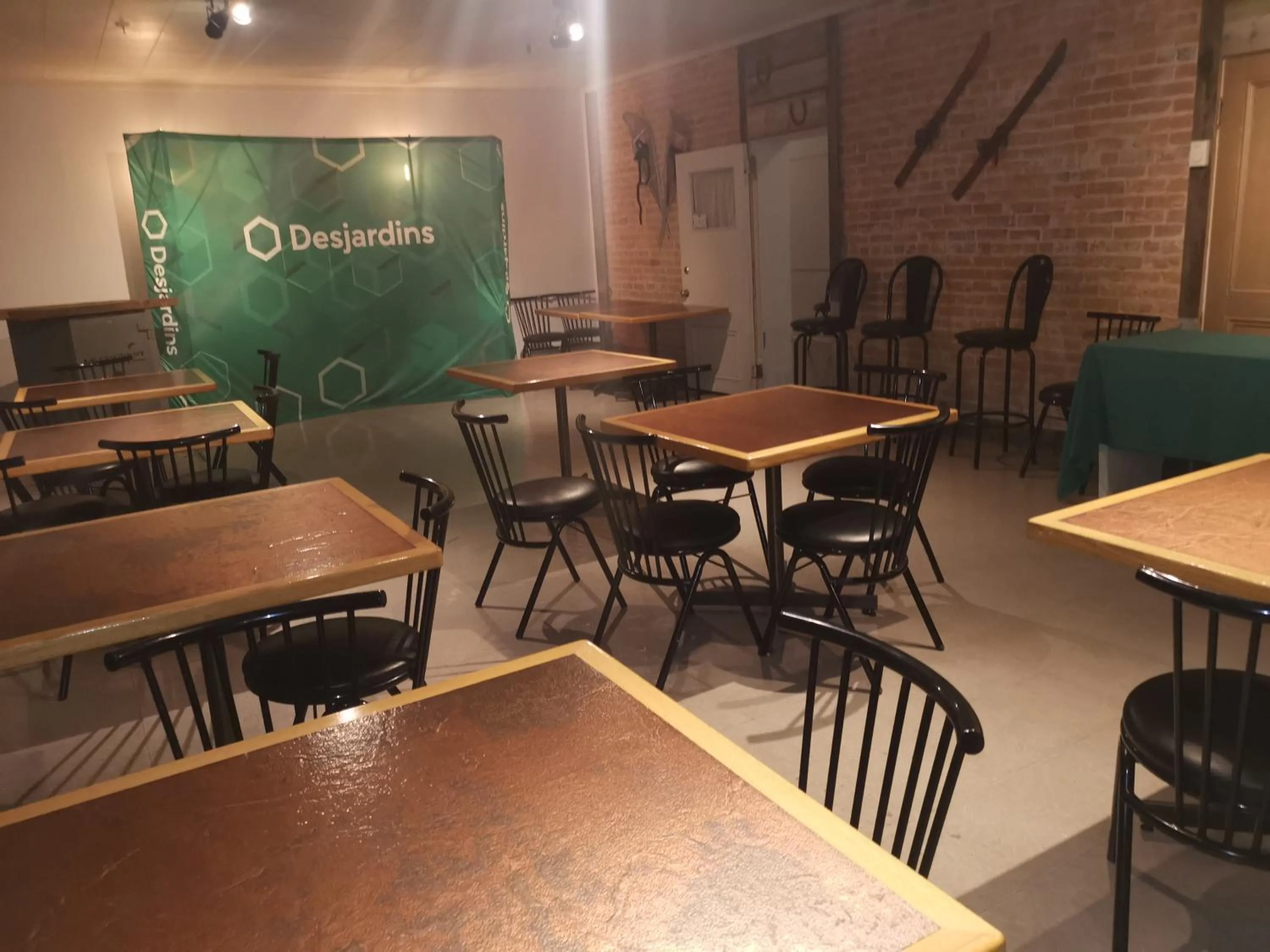 Restaurant/places to eat in Auberge du Couvent