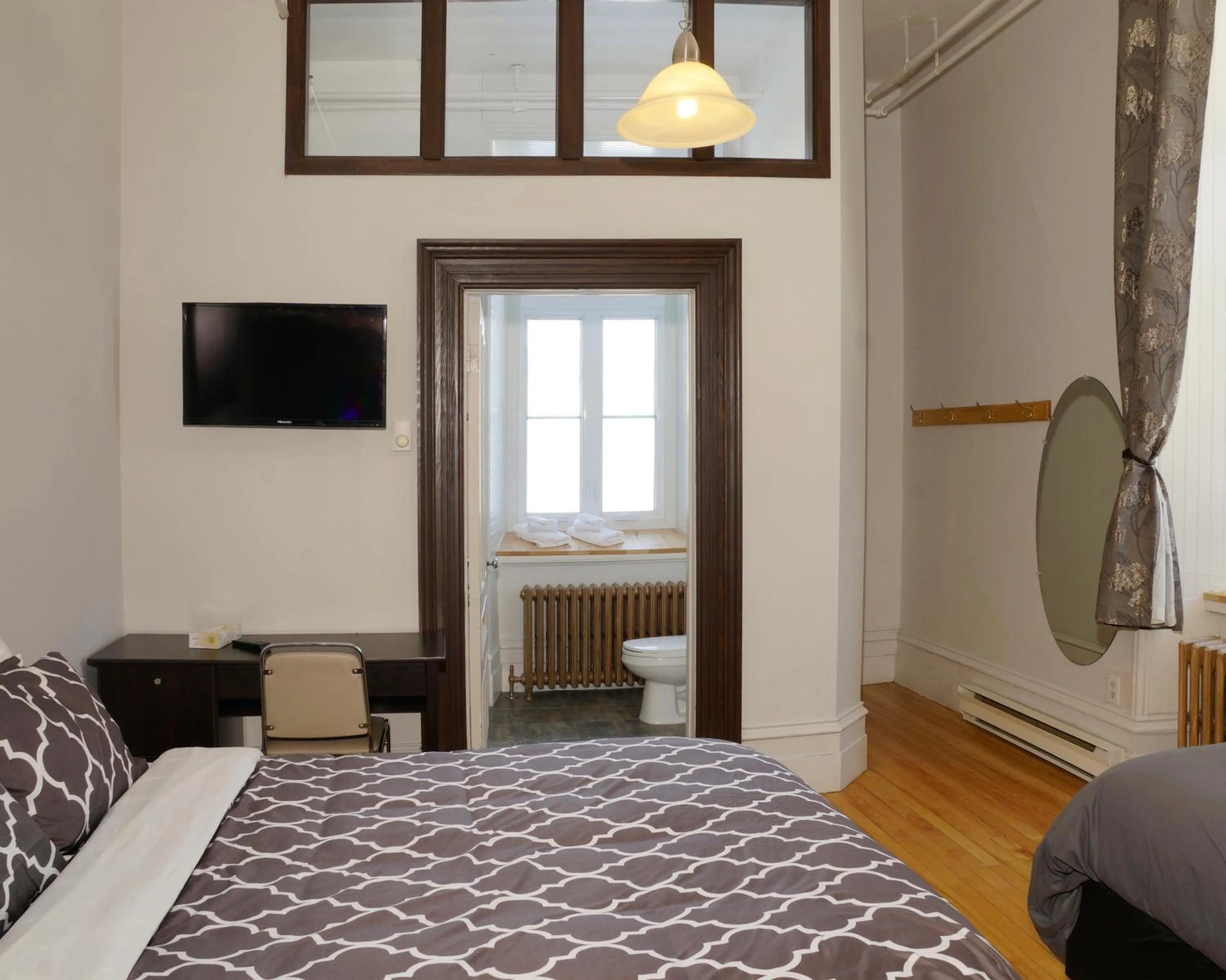 Bedroom in Auberge du Couvent