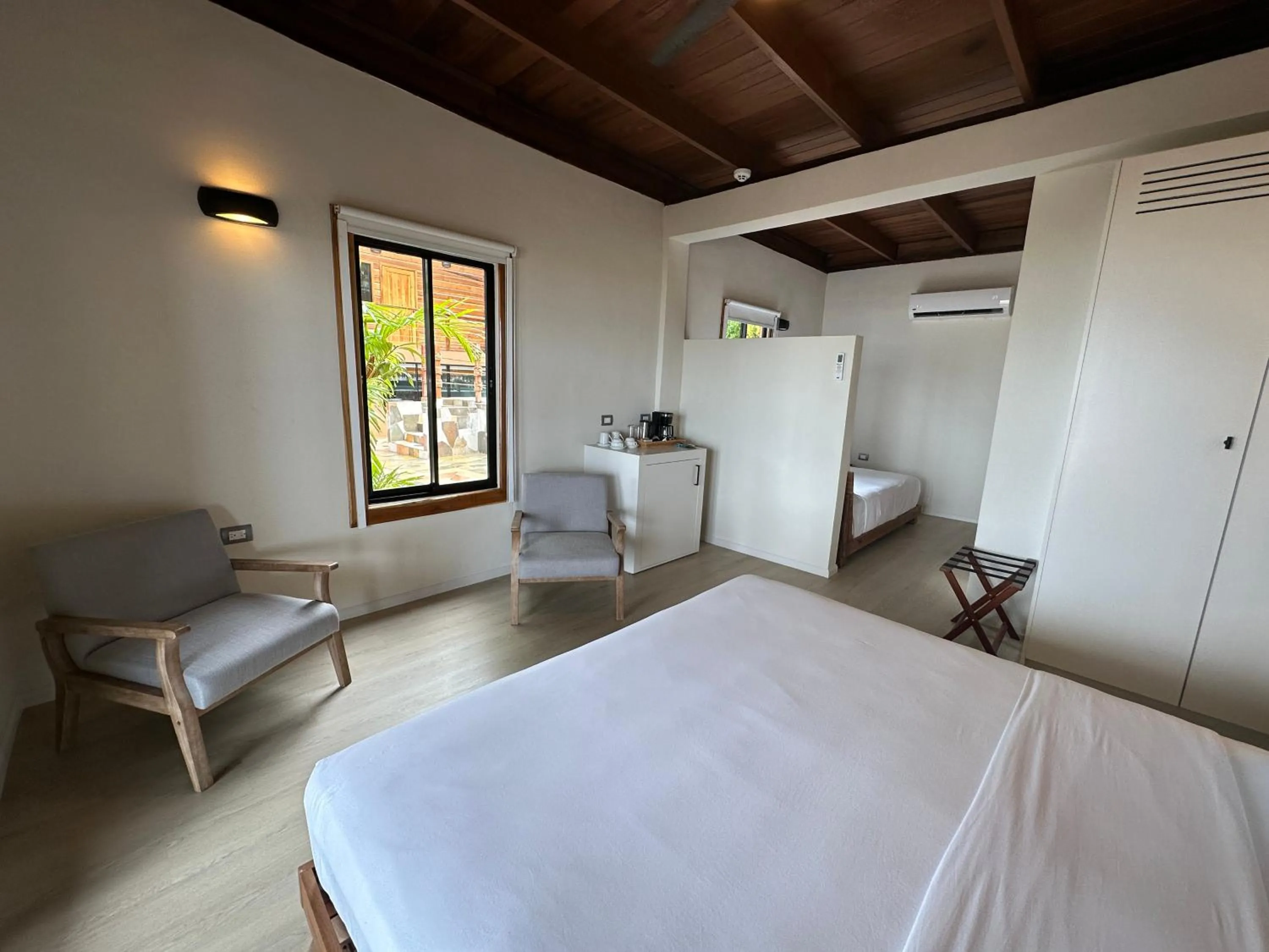 Bedroom, Bed in Mt. Plaisir Estate Hotel