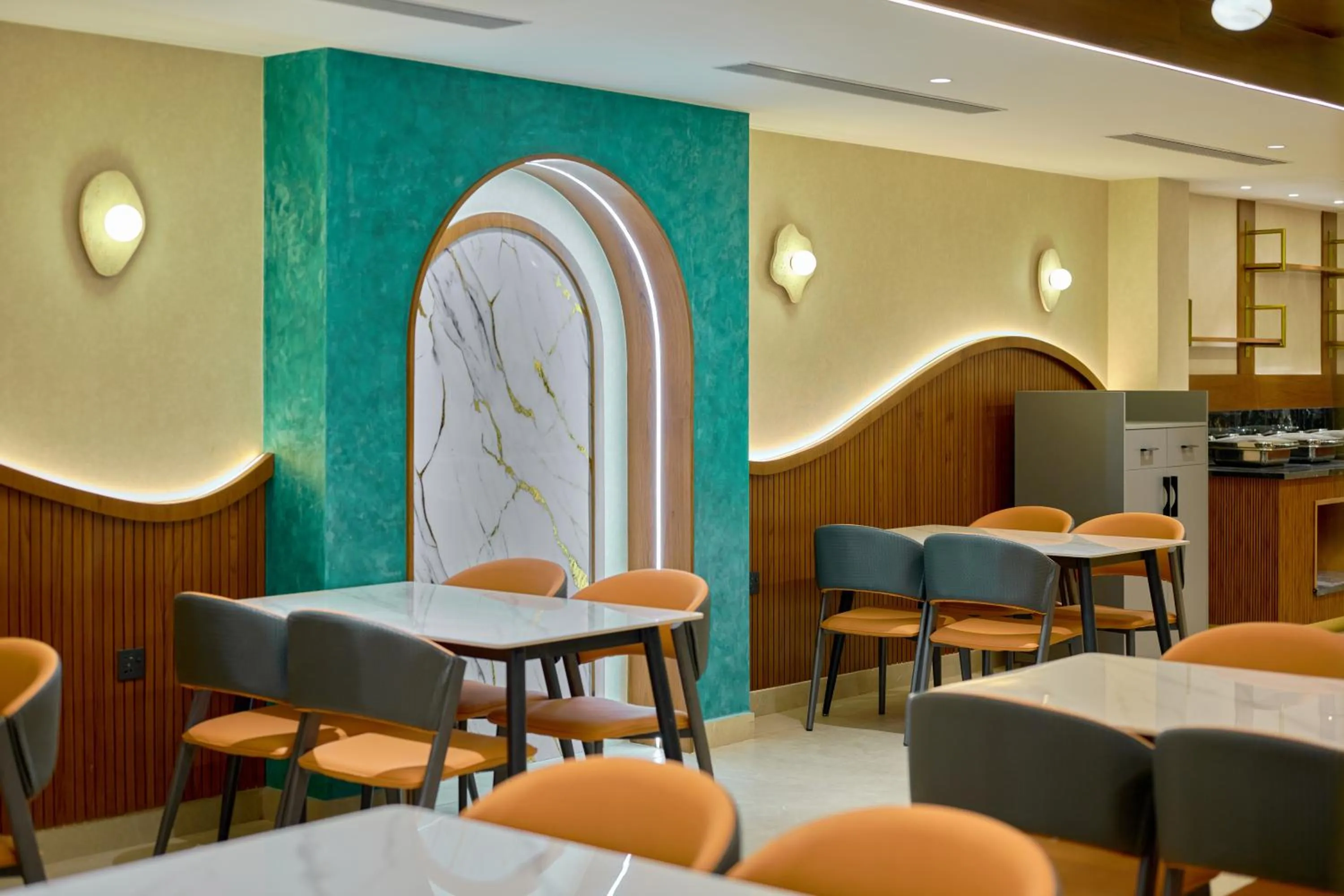 Restaurant/places to eat in Kowju Airport Hotel Calicut