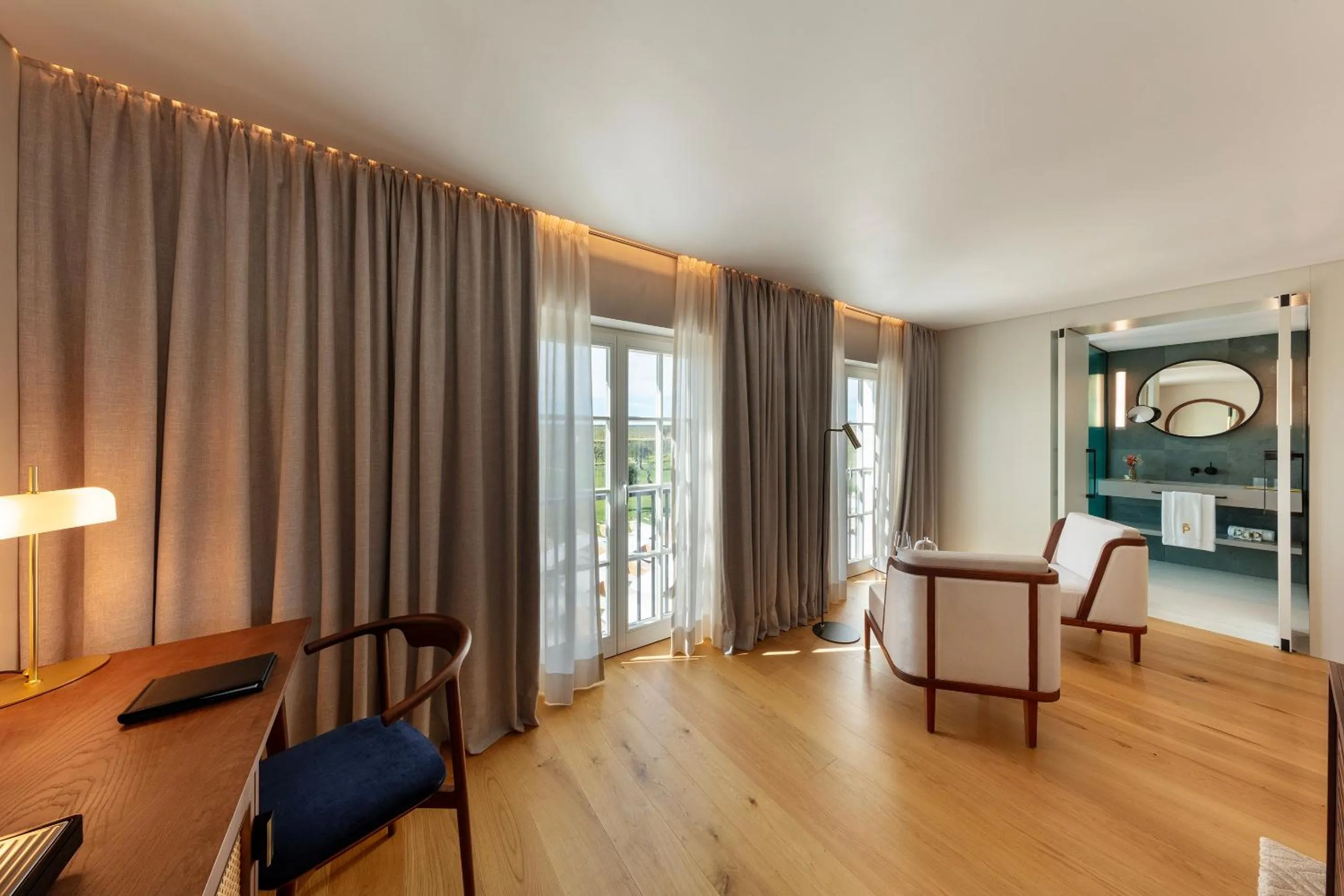 Photo of the whole room, Bed in Quinta do Paral