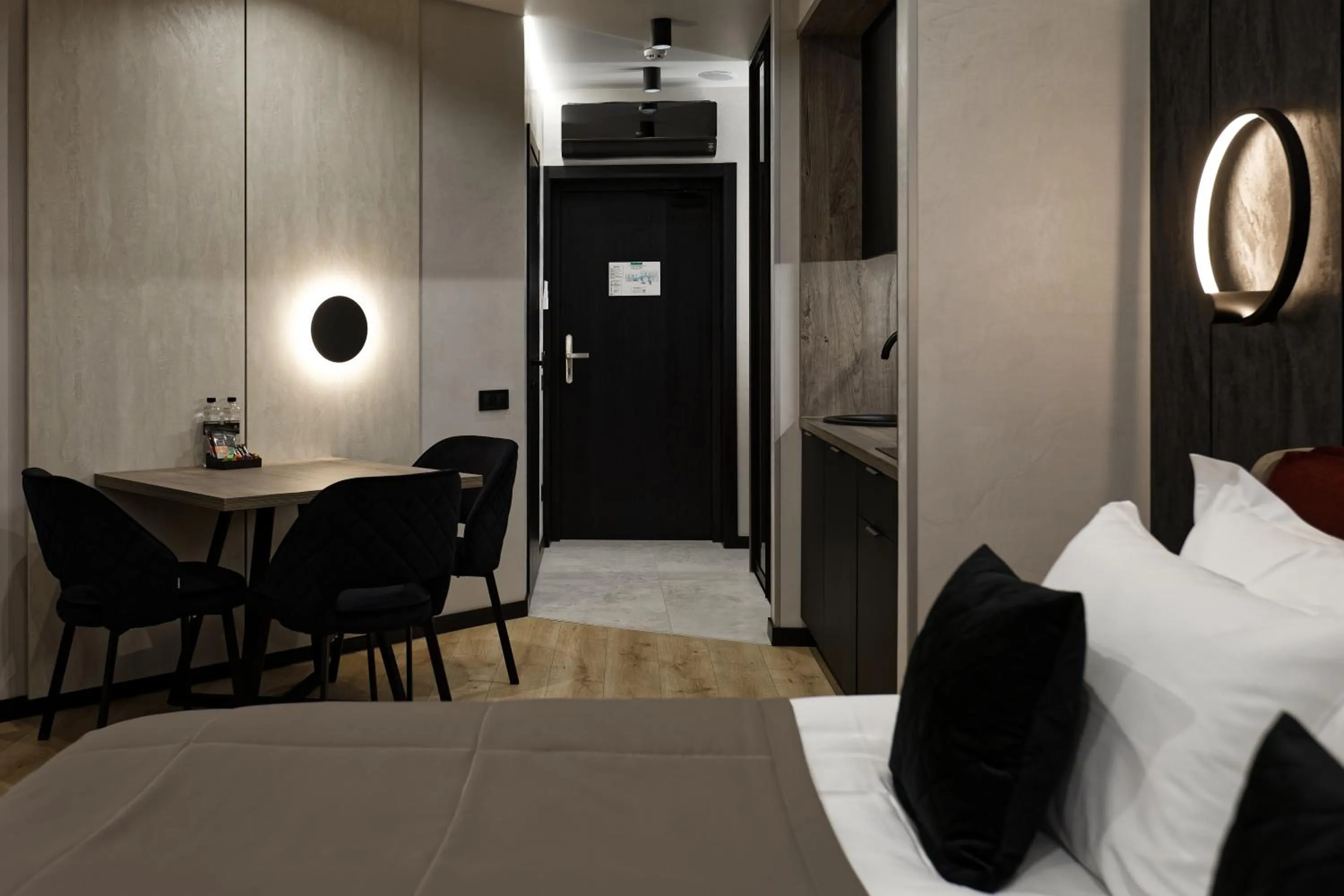 Bed in Glacier Premium Apartments