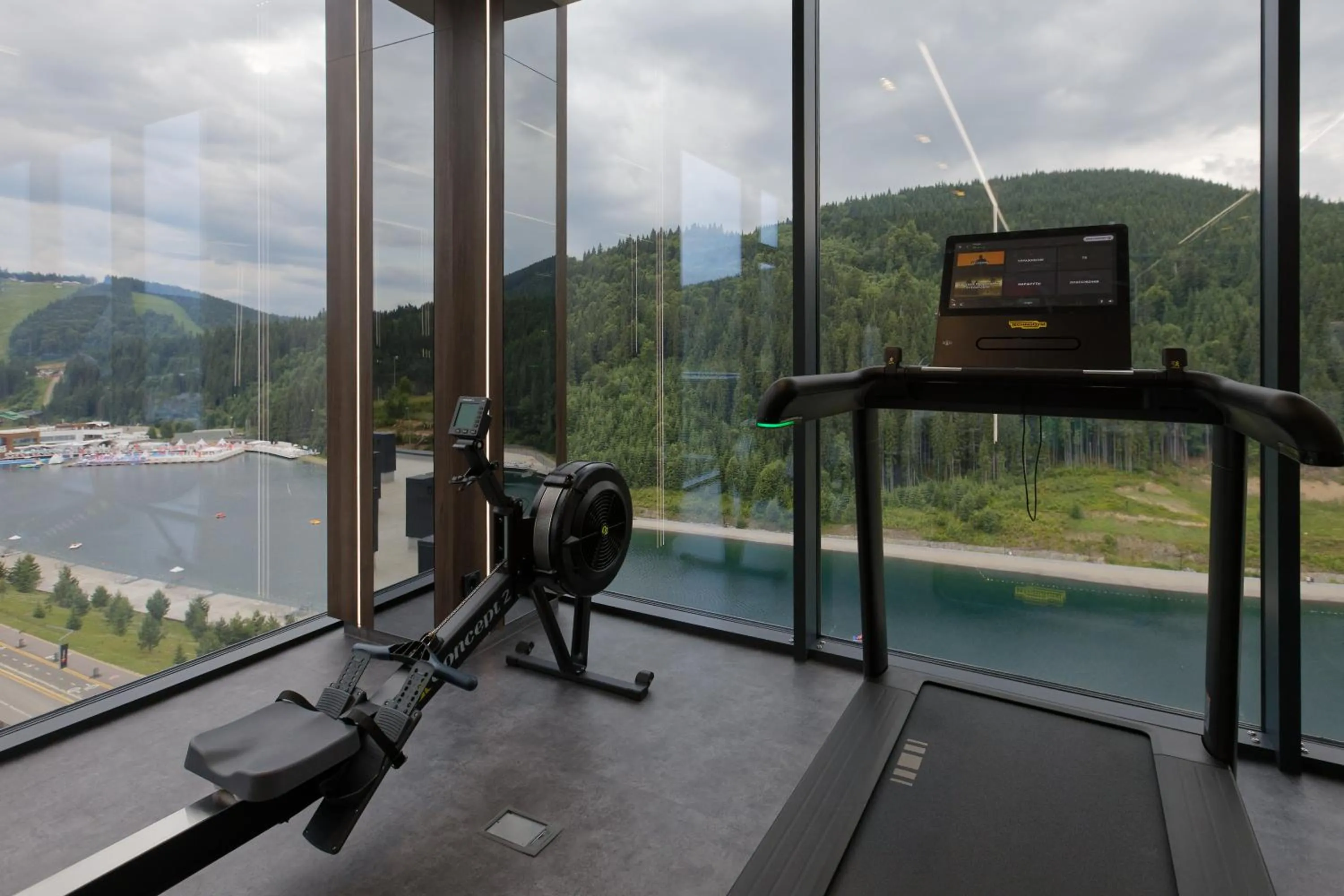 Fitness centre/facilities in Glacier Premium Apartments
