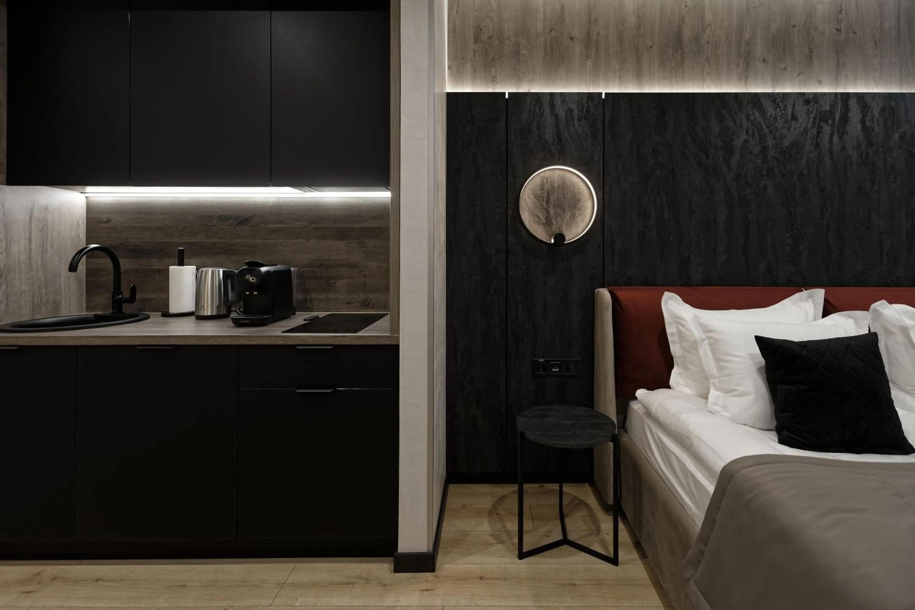 Bed in Glacier Premium Apartments