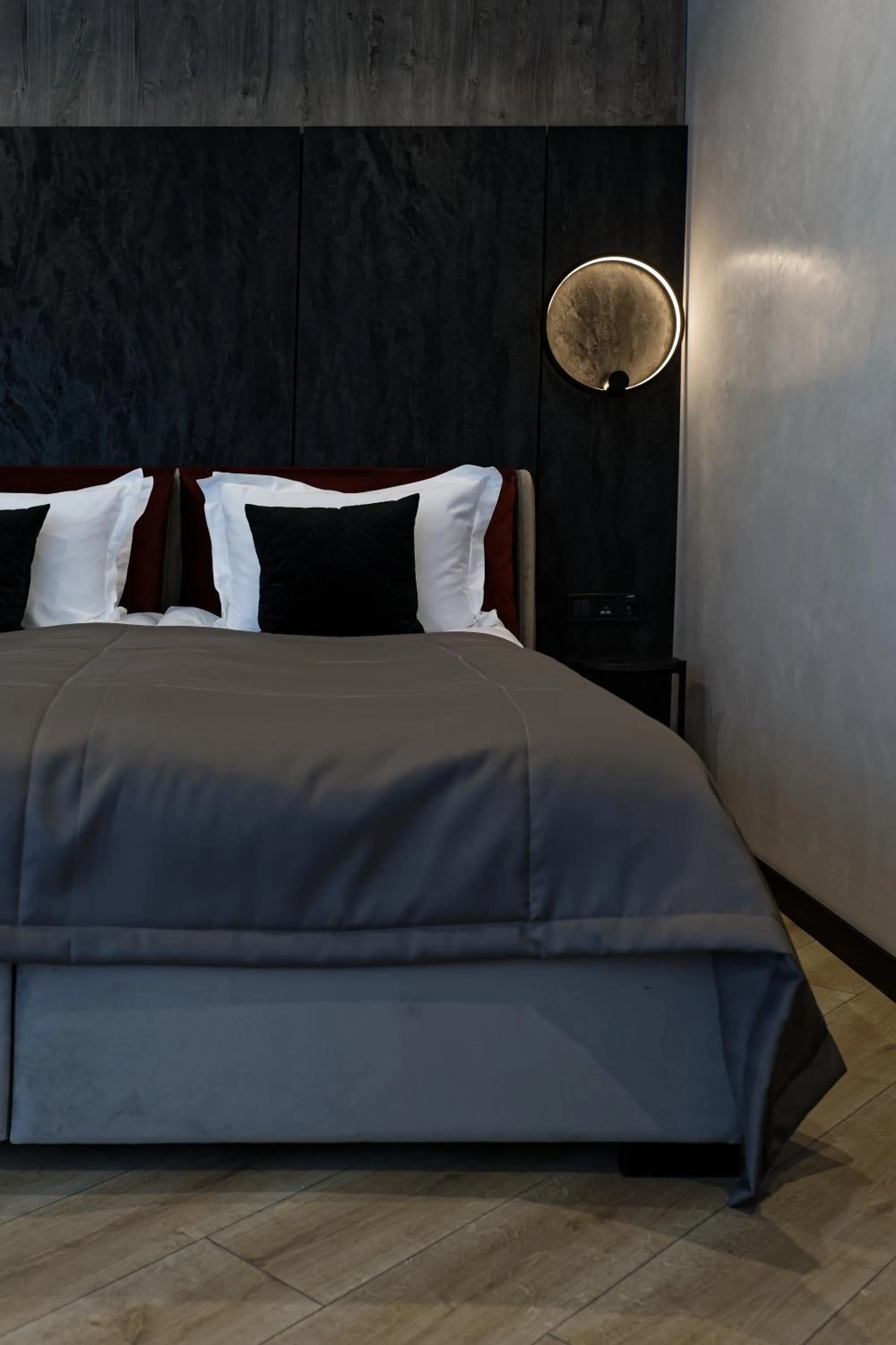 Bed in Glacier Premium Apartments