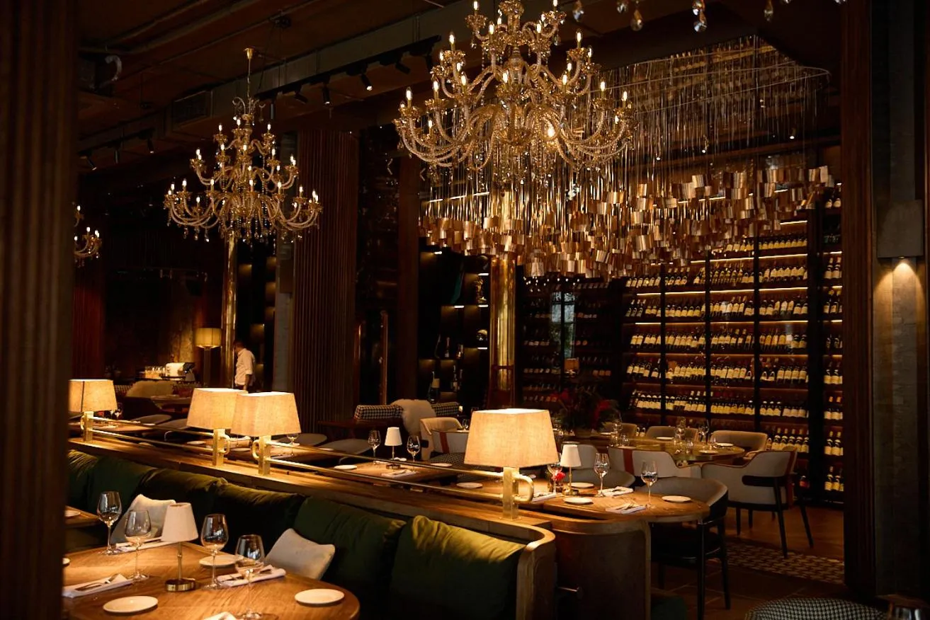 Restaurant/places to eat in Glacier Premium Apartments