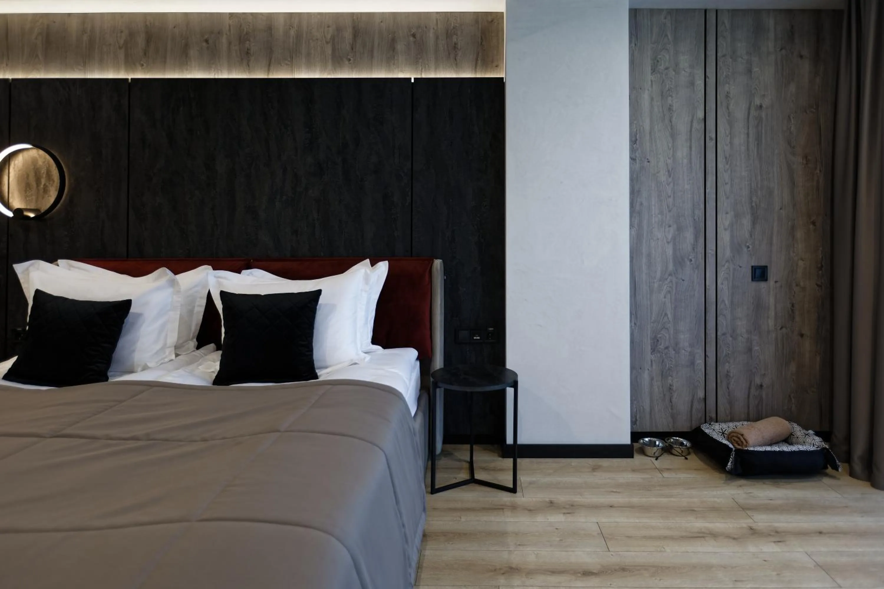 View (from property/room), Bed in Glacier Premium Apartments