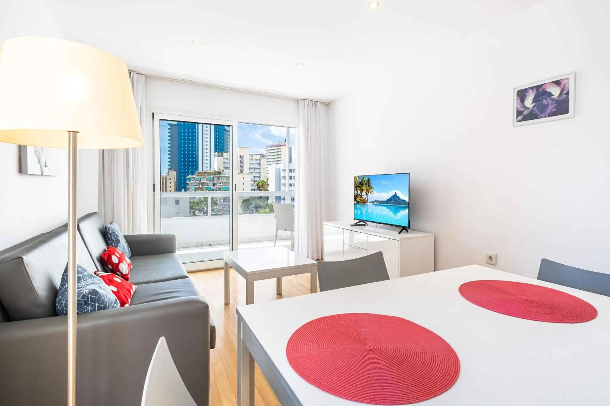 TV and multimedia in Apartamentos Les Dunes Centro Levante Beach