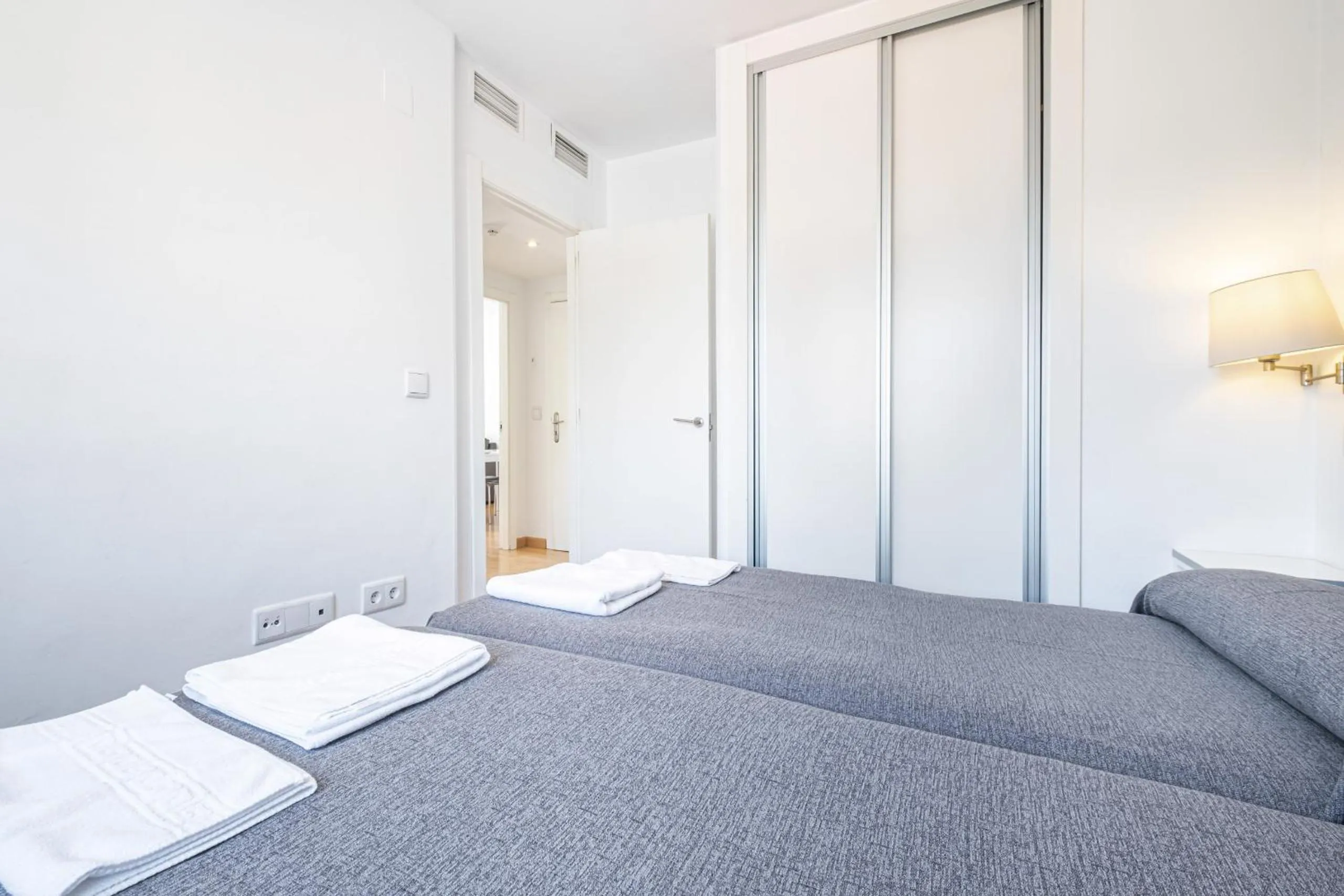 Bed in Apartamentos Les Dunes Centro Levante Beach