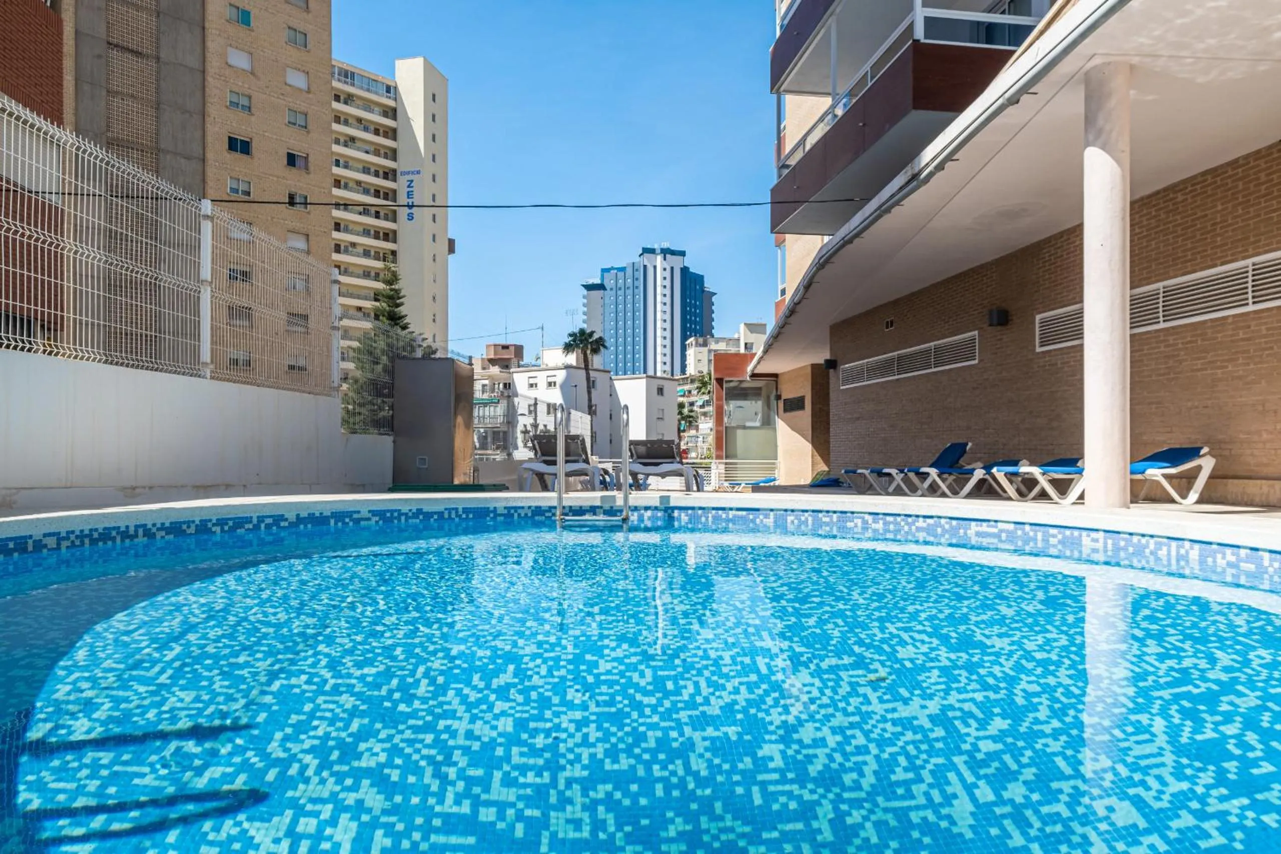 Property building in Apartamentos Les Dunes Centro Levante Beach