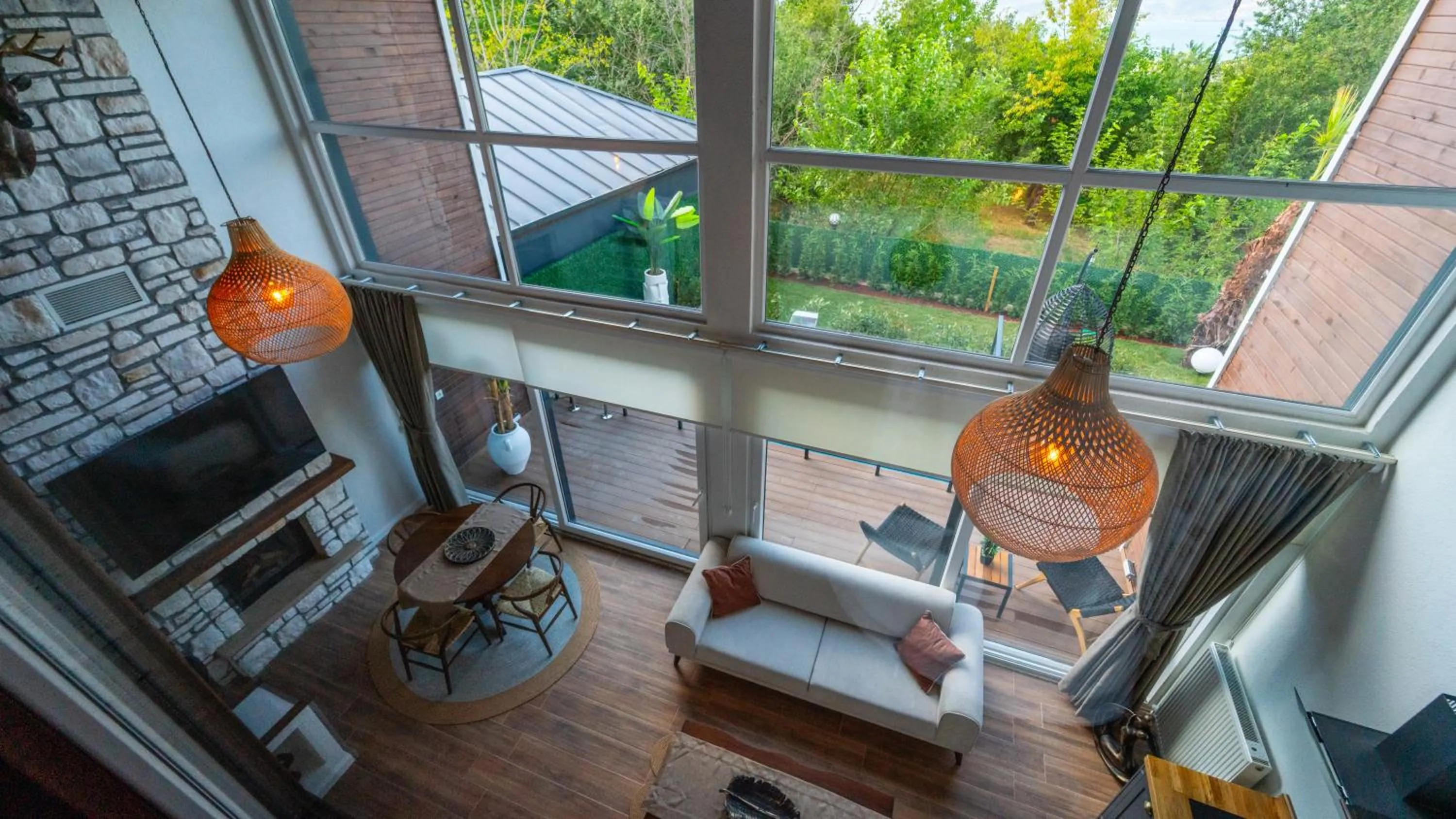 TV and multimedia in Trio Palazio Sapanca