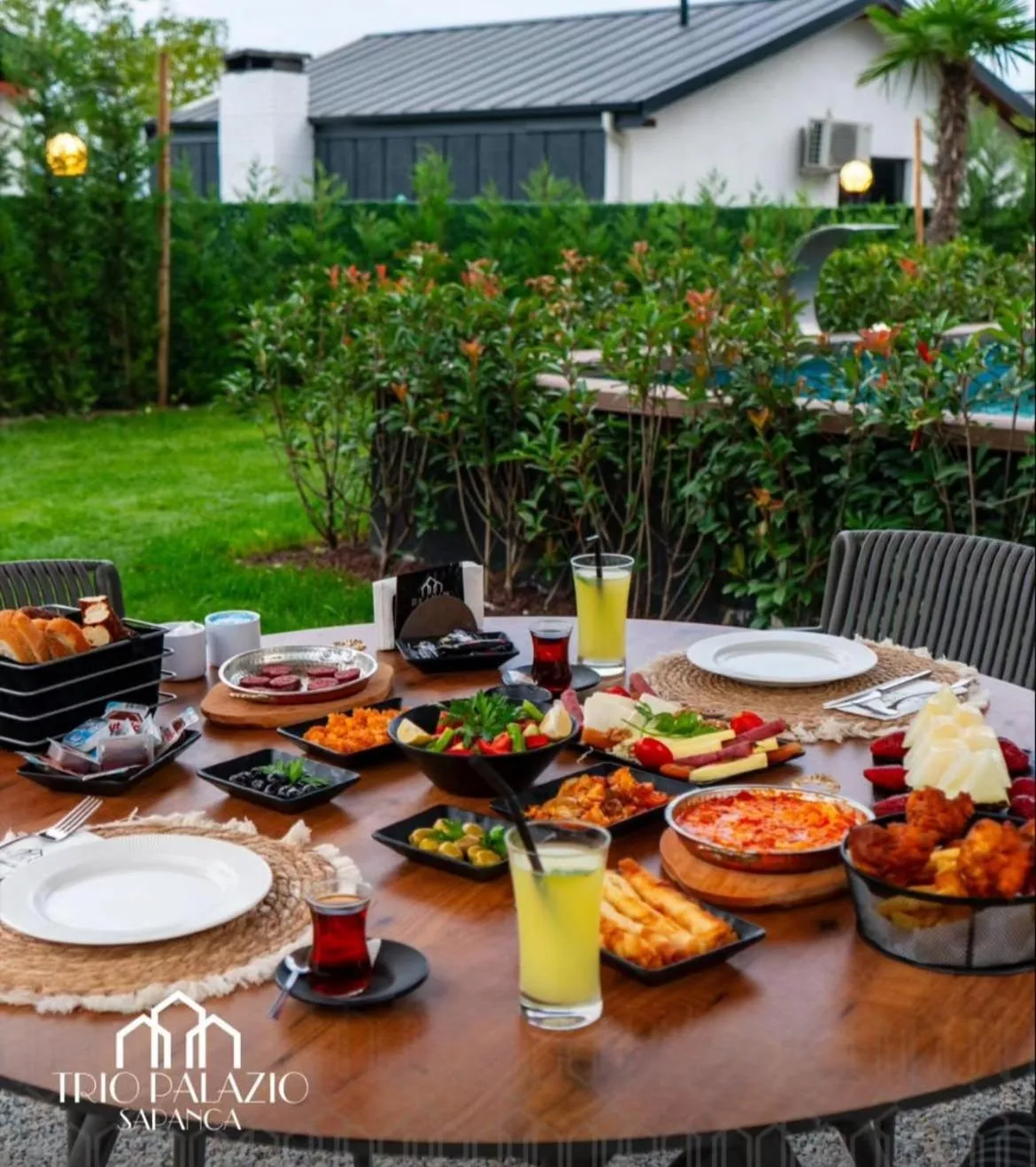 Breakfast in Trio Palazio Sapanca