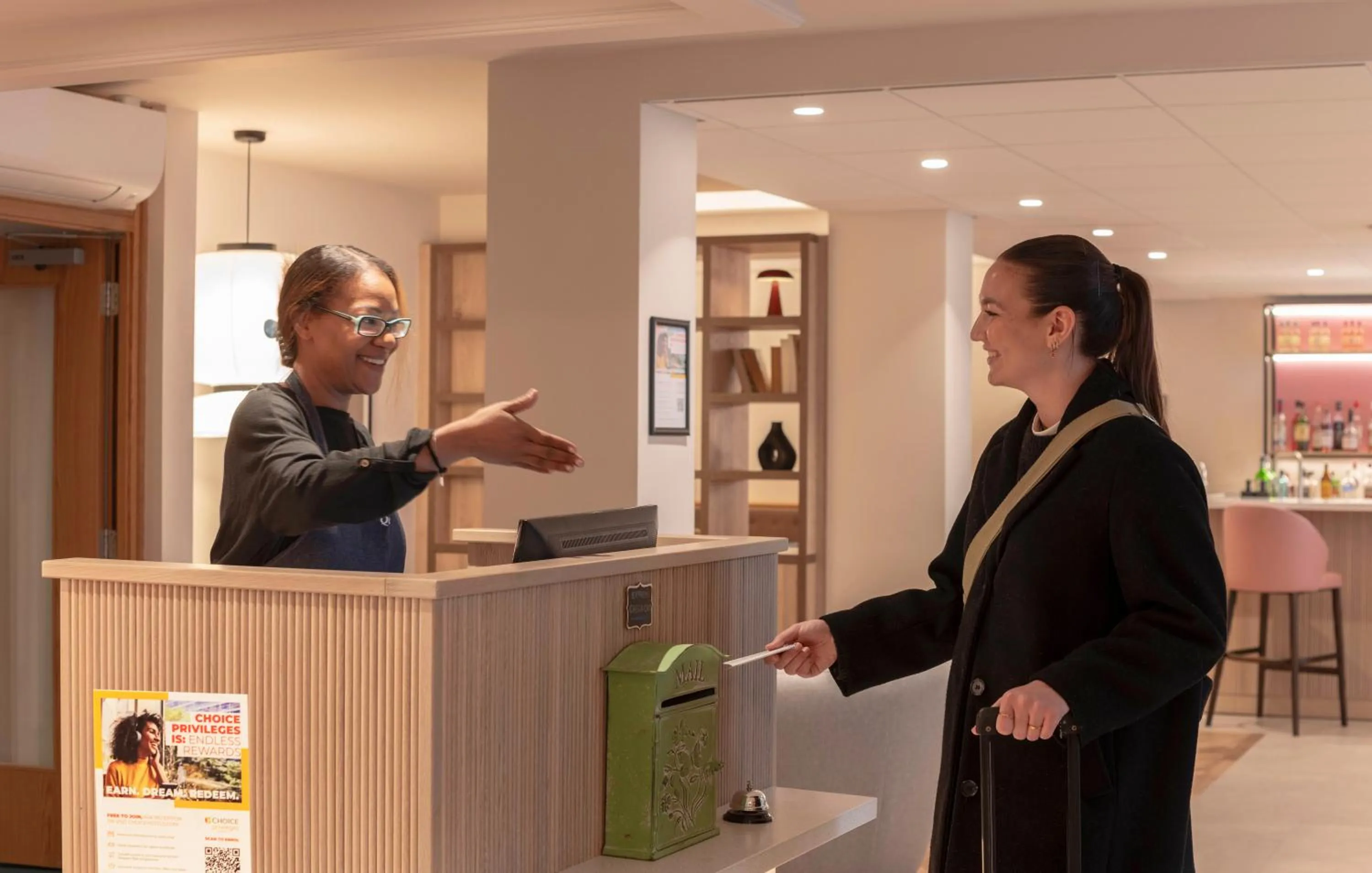 Lobby or reception in Quality Hotel Hampstead