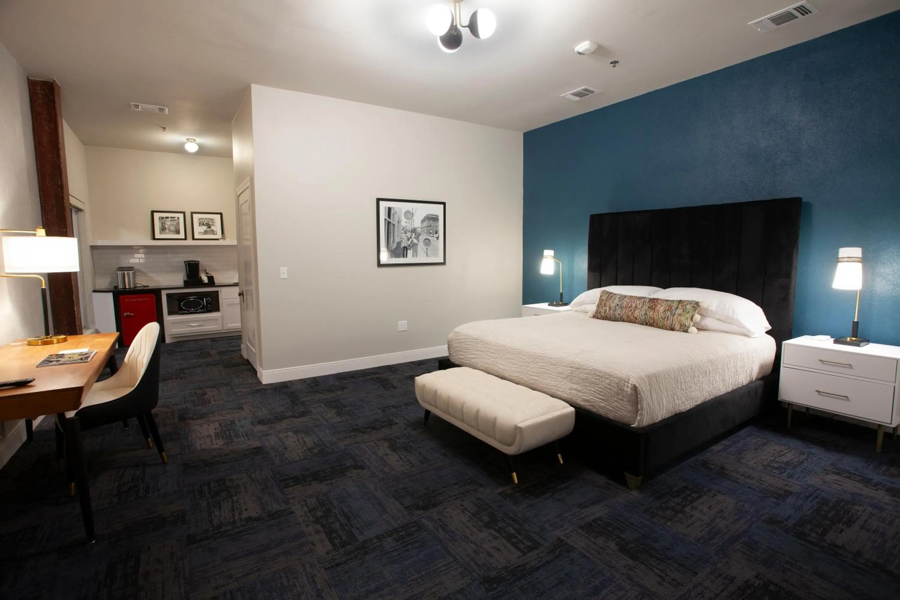 Bed in Greyhound Inn