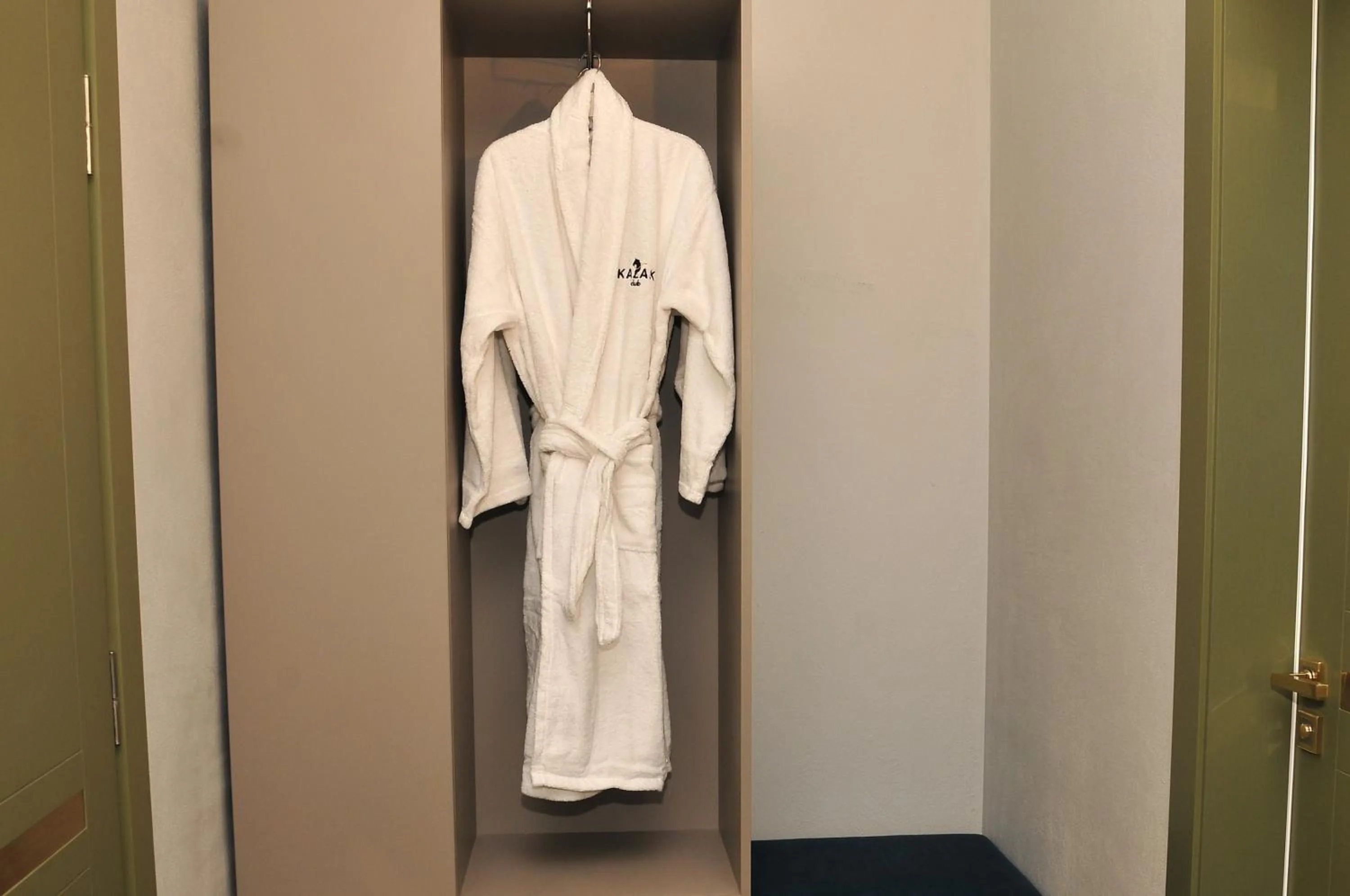 wardrobe in Hotel Kazak Club