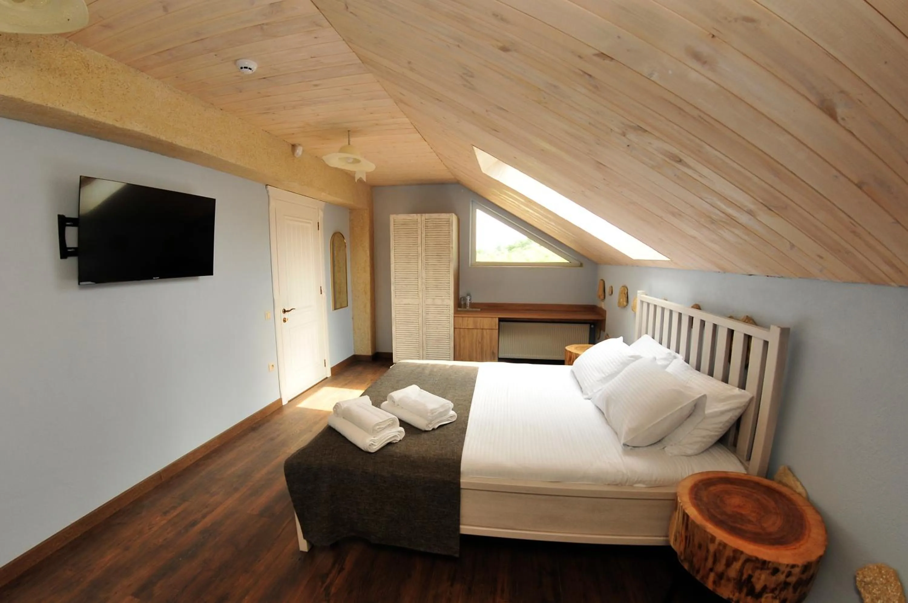 Photo of the whole room, Bed in Hotel Kazak Club