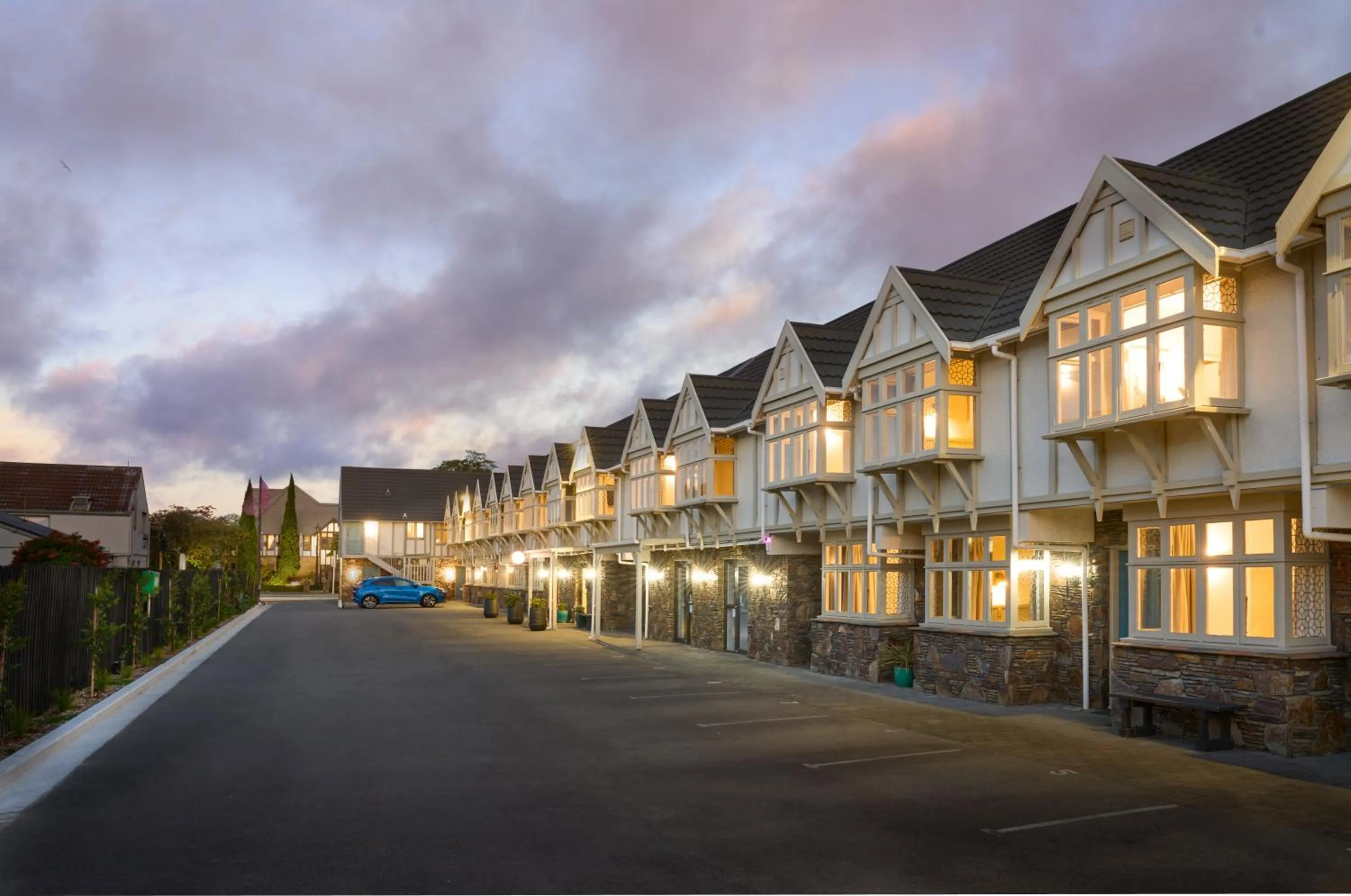 Property building in The Elmwood Motel