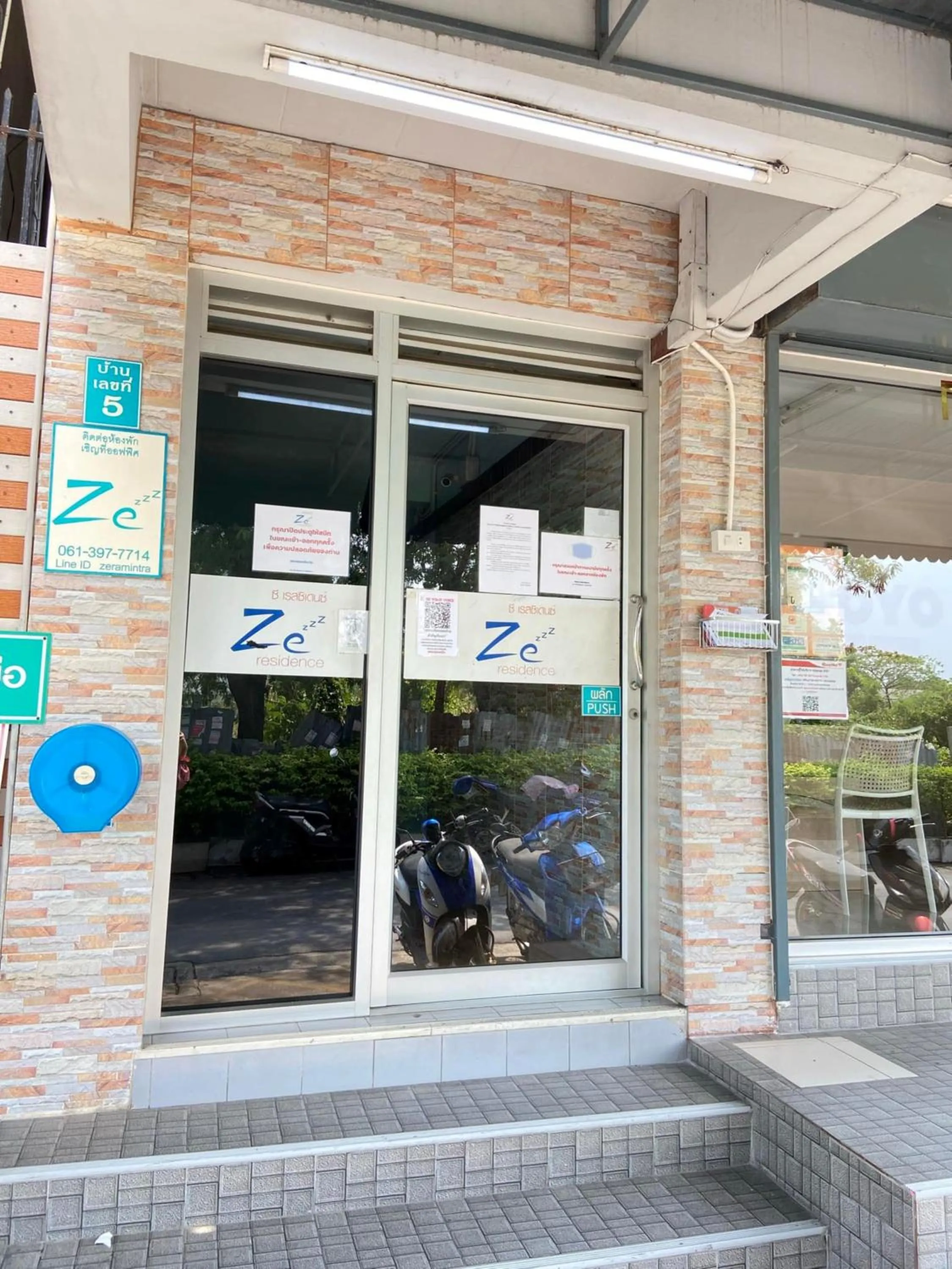 Property building in Ze Residence Ramintra