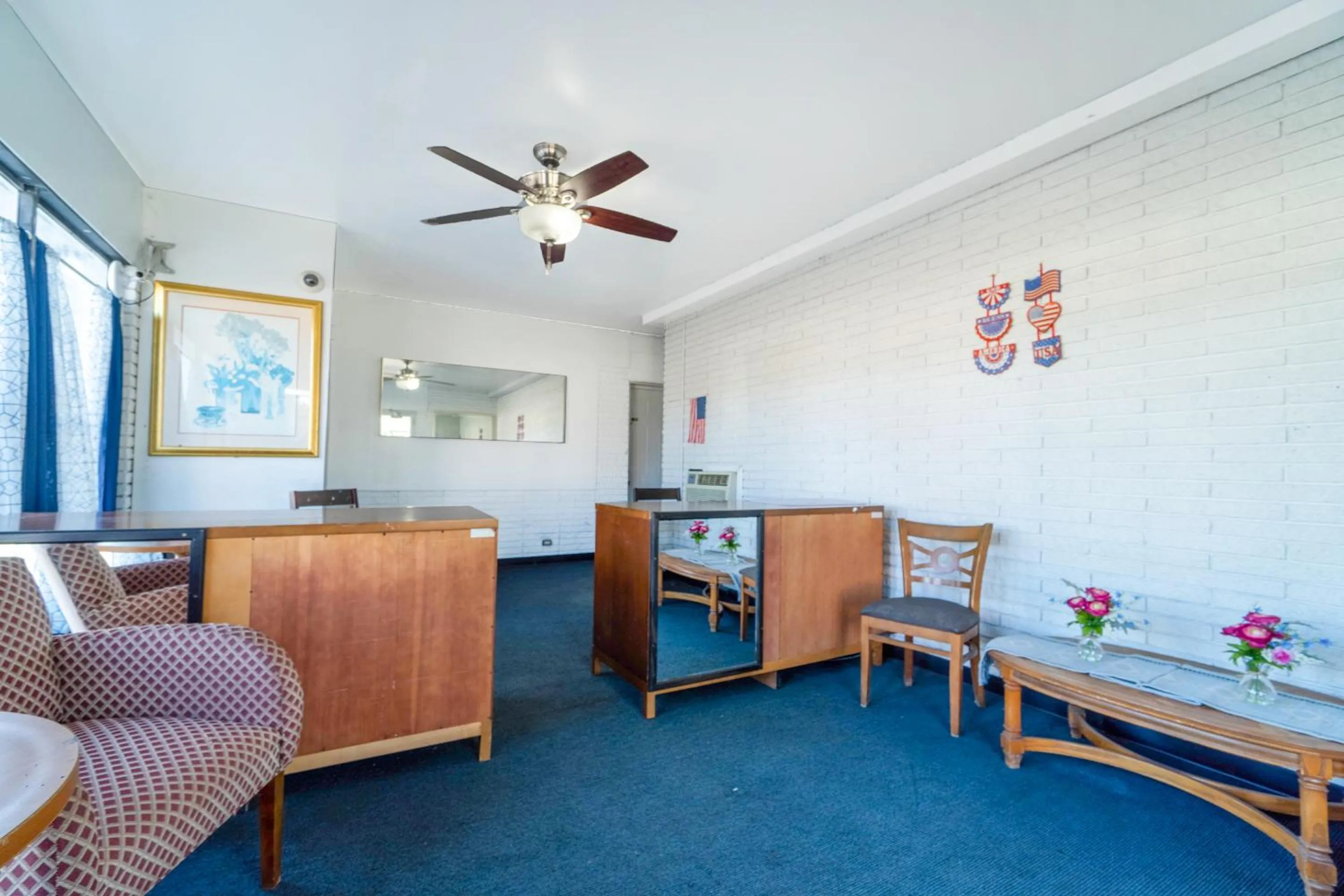 Lobby or reception in The Inn By OYO El Dorado Lake