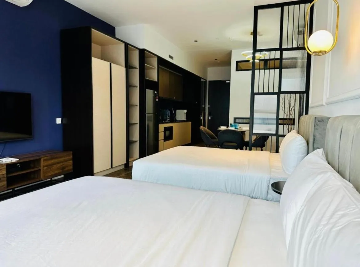 Scarletz Suites KLCC by Summertime