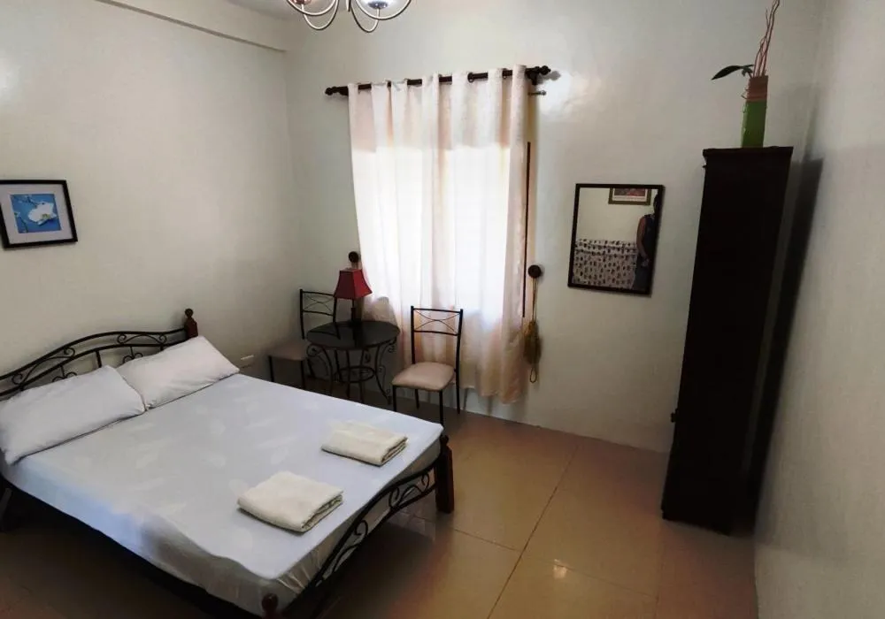 Bed in Bluewaves Resort - Basdaku by Hiverooms