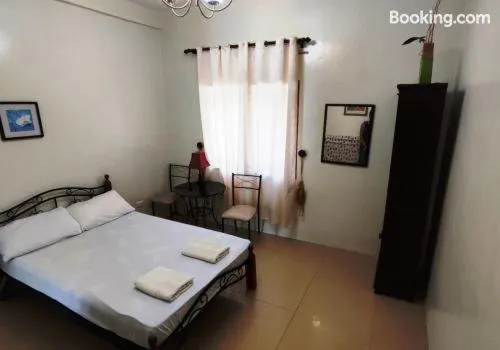 Bed in Bluewaves Resort - Basdaku by Hiverooms