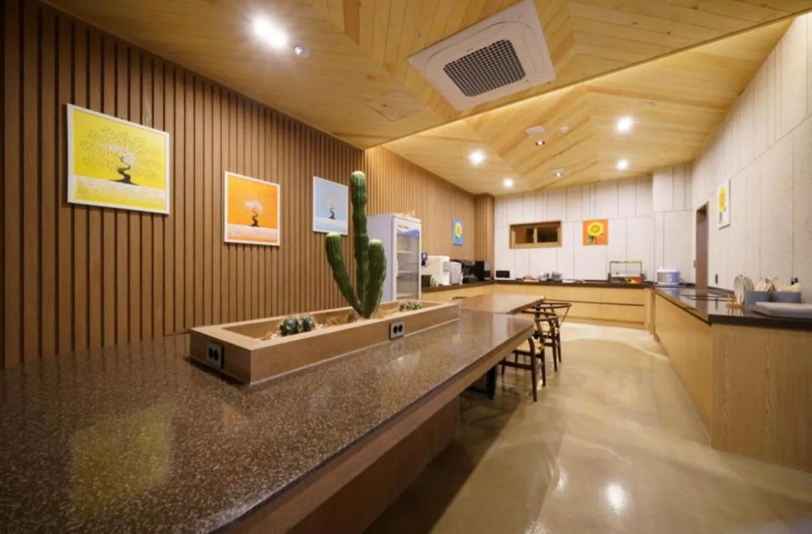 Yeonggwang Hound Hotel