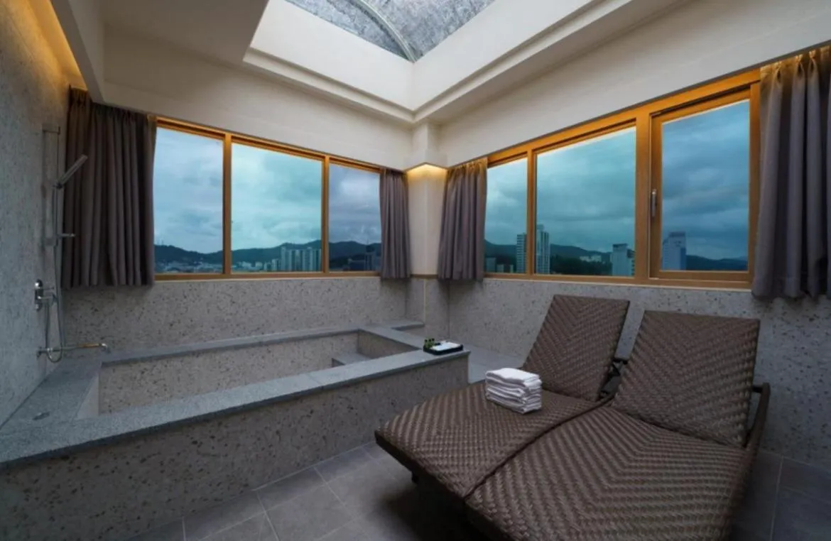 Yeonggwang Hound Hotel