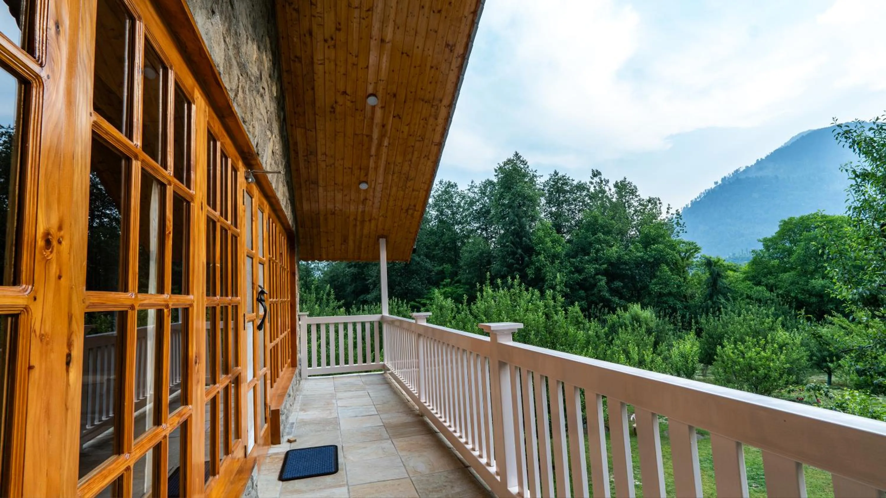 Balcony/Terrace in Somvan Chalet by Mick-Hans