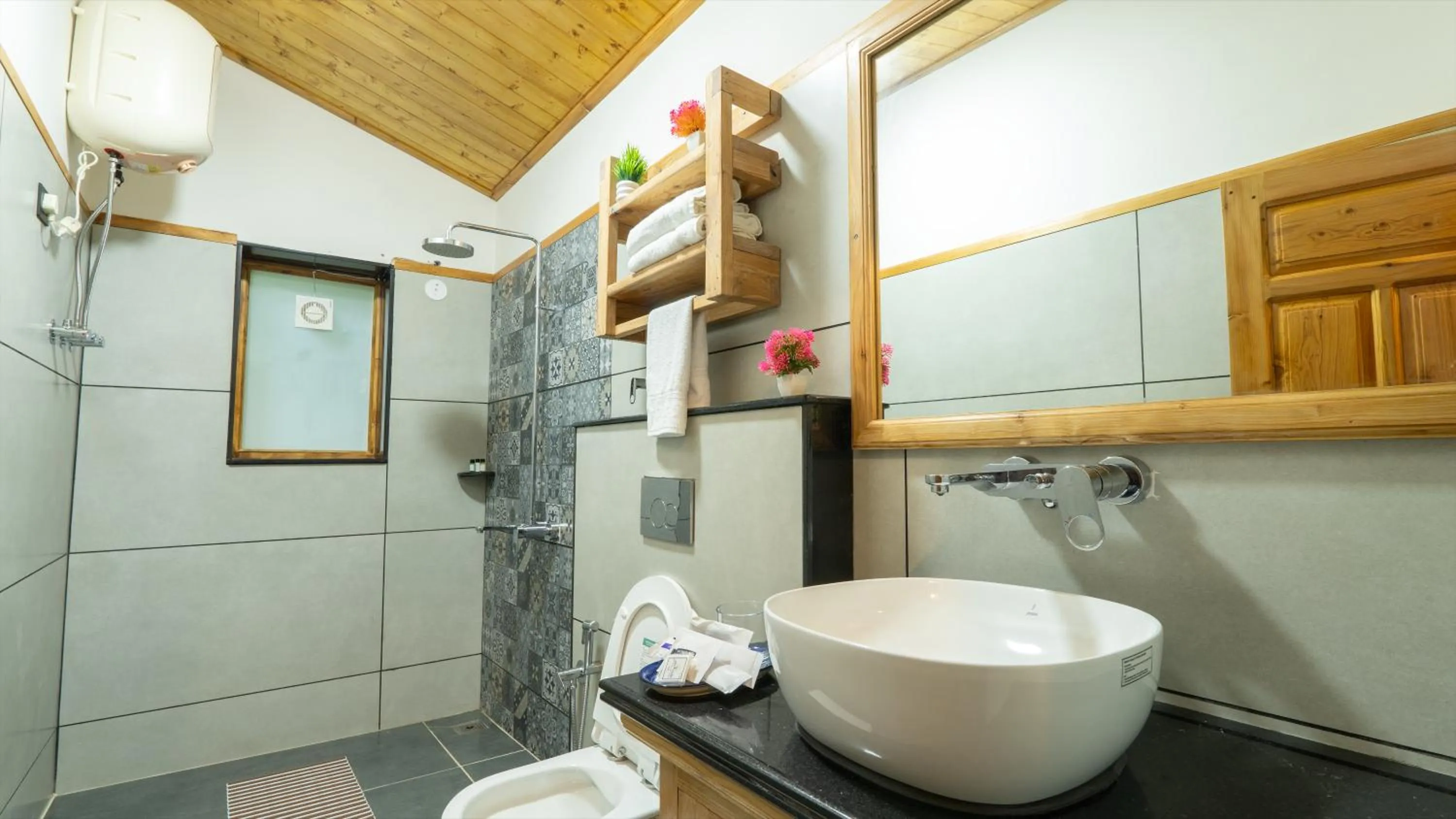 Bathroom in Somvan Chalet by Mick-Hans