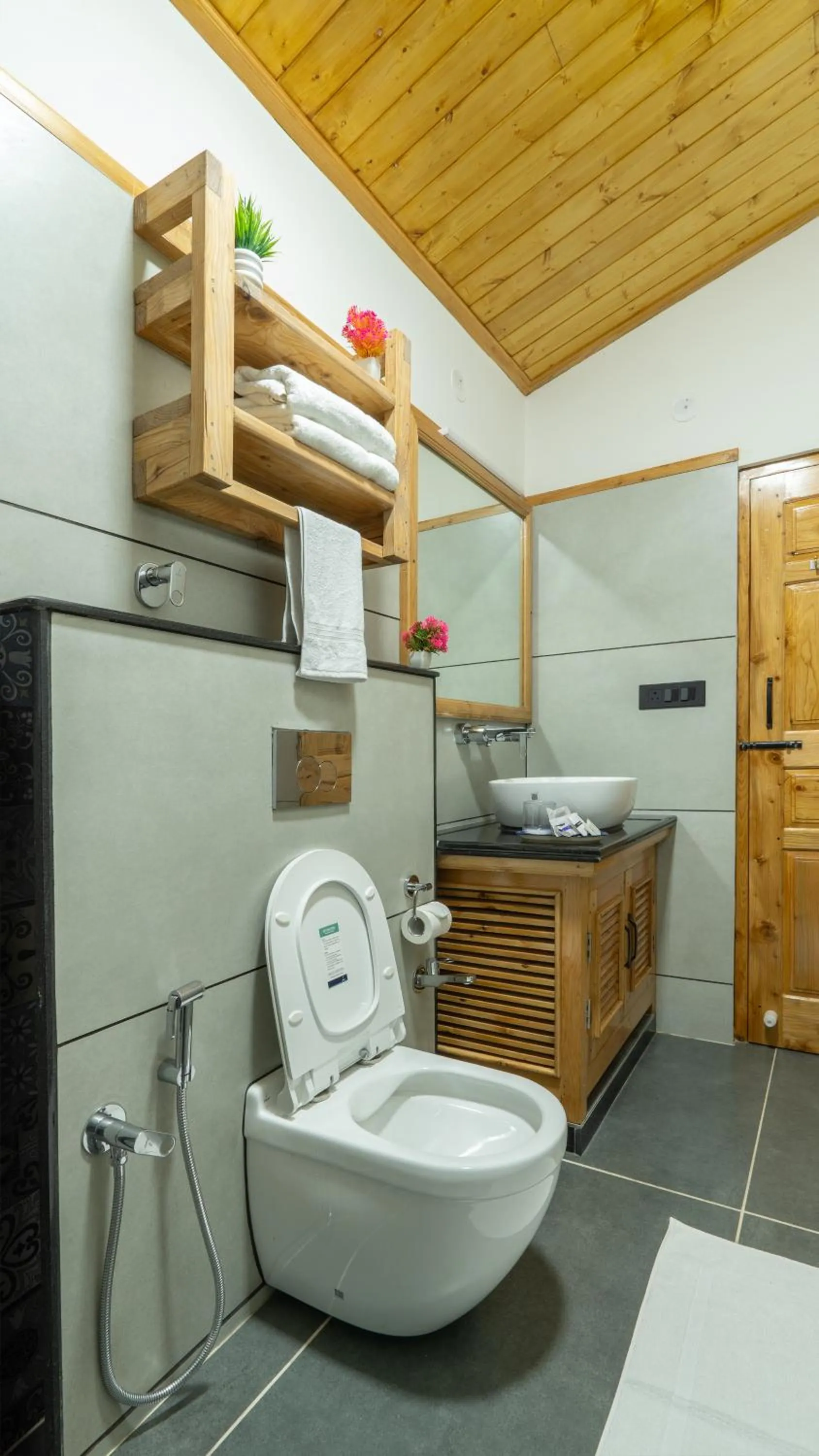 Bathroom in Somvan Chalet by Mick-Hans