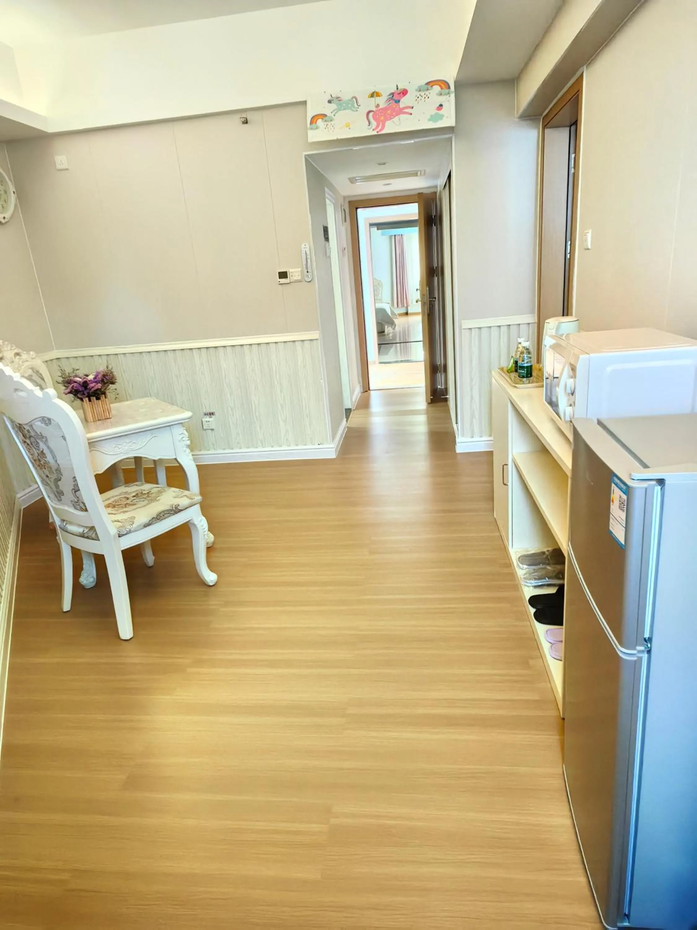 Living room in Mihua International Apartment